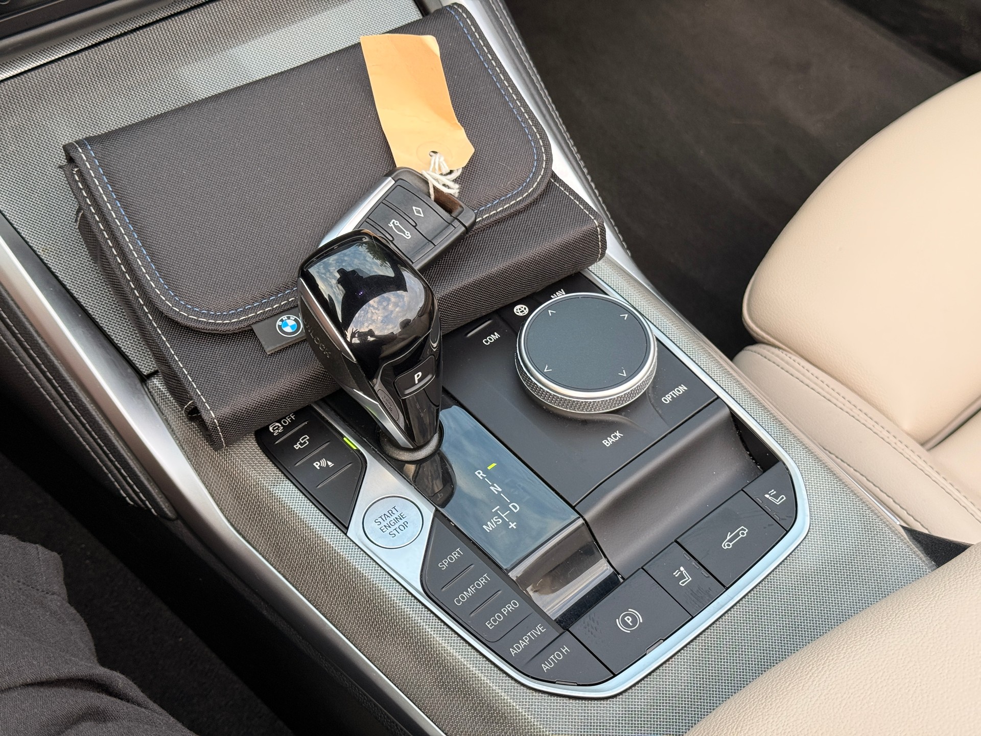 BMW M440i xDrive 48V Cabriolet Steptronic-image-13