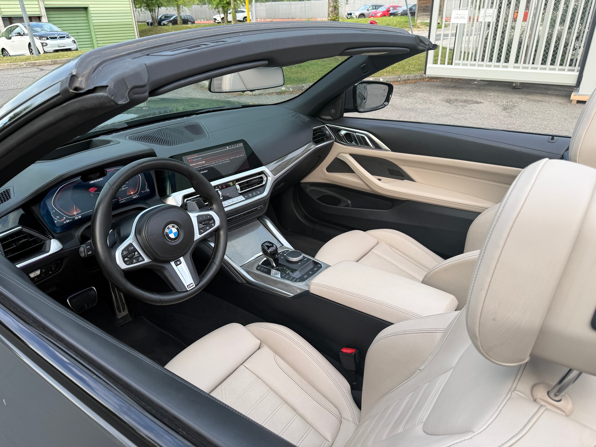 BMW M440i xDrive 48V Cabriolet Steptronic-image-10