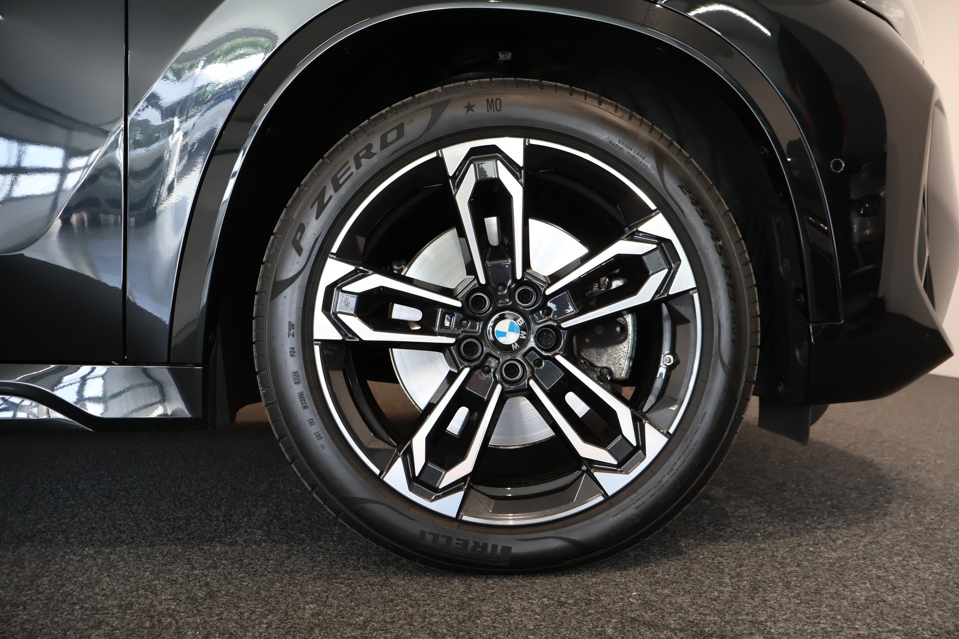 BMW X1 xDrive 23d 48V M Sport-image-29