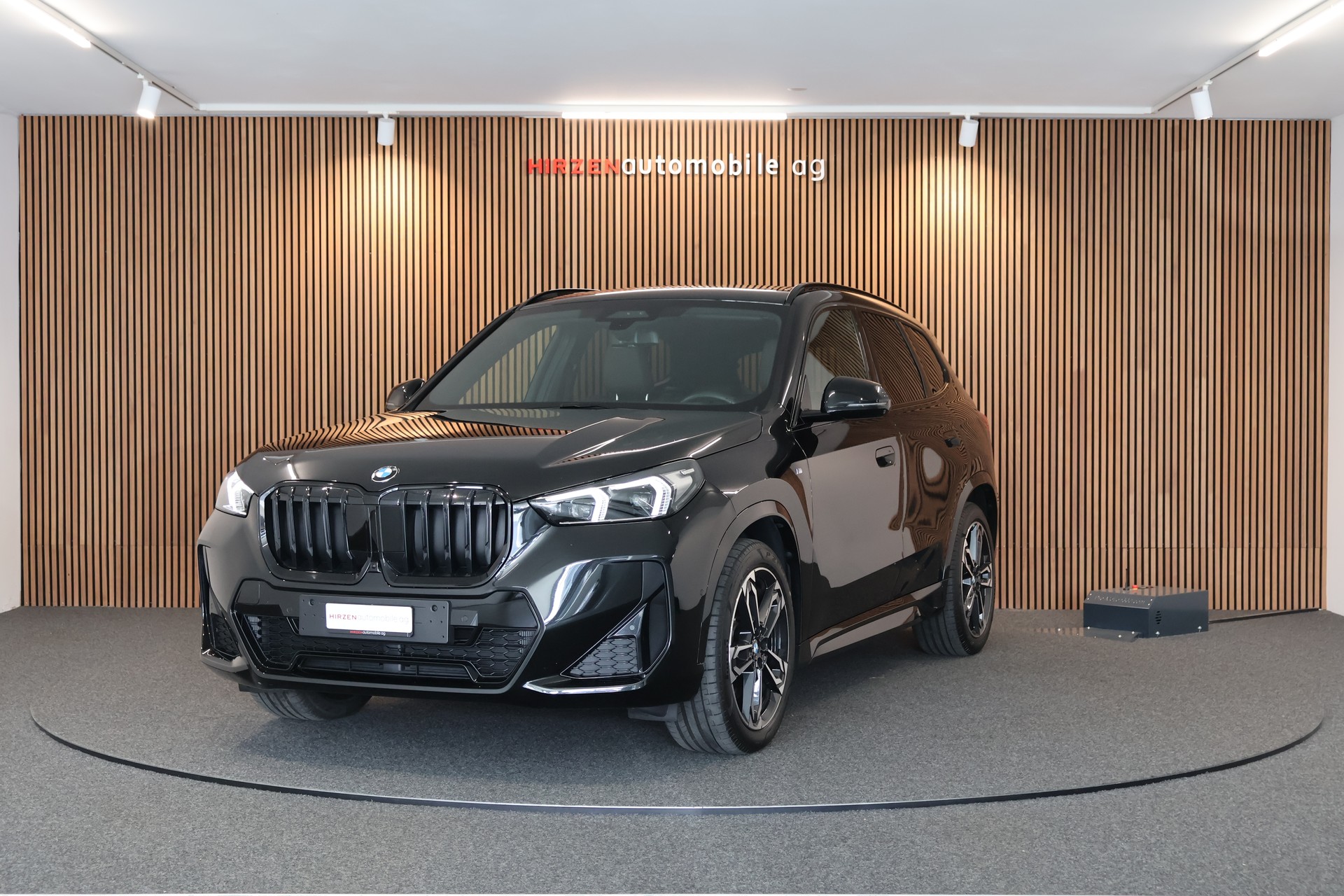 BMW X1 xDrive 23d 48V M Sport-image-0