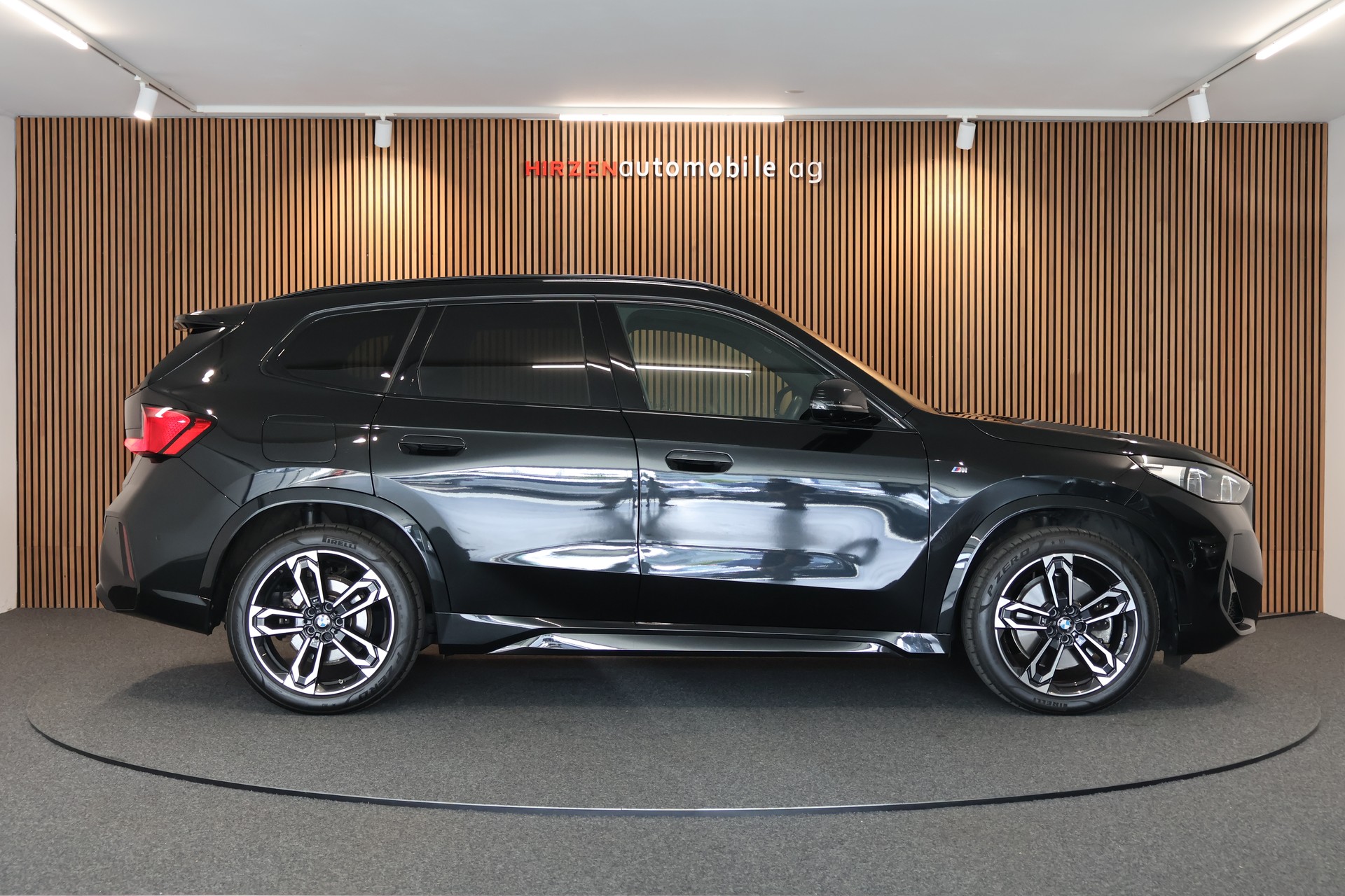 BMW X1 xDrive 23d 48V M Sport-image-5