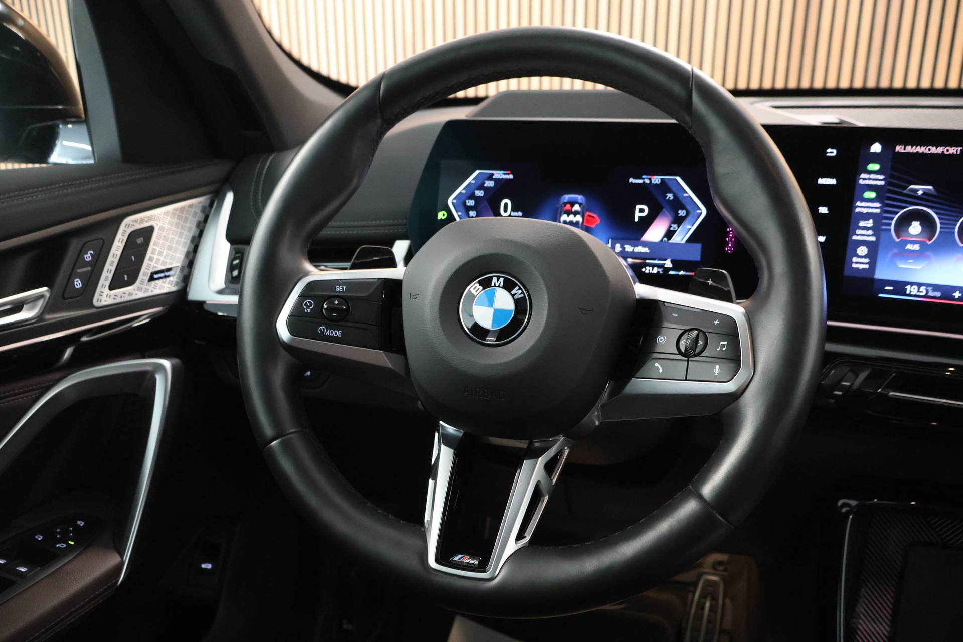BMW X1 xDrive 23d 48V M Sport-image-17