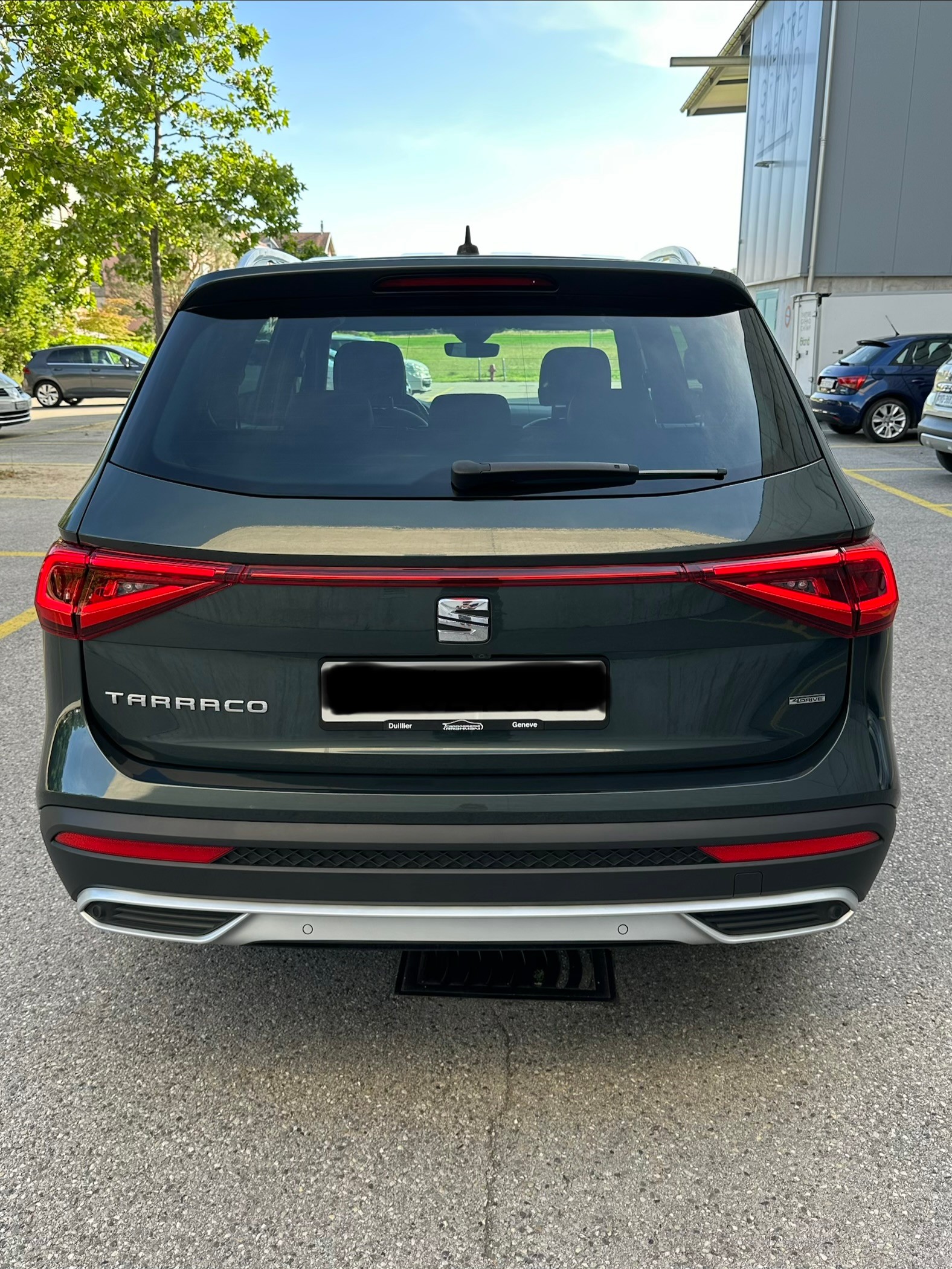 SEAT 2.0 TSI Xcellence 4Drive DSG-image-1