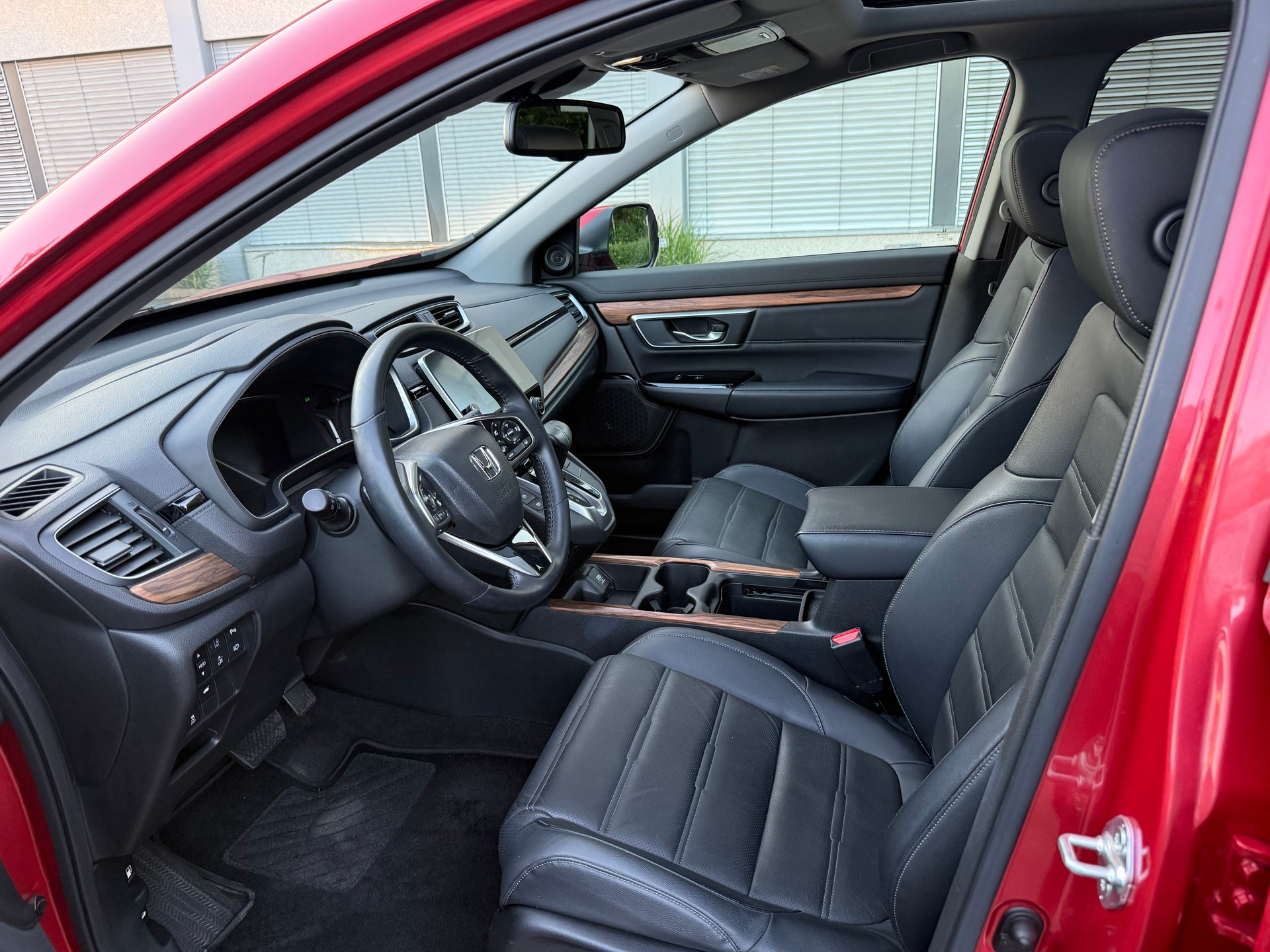 HONDA CR-V 1.5 i-VTEC Executive 4WD Automatic-image-7