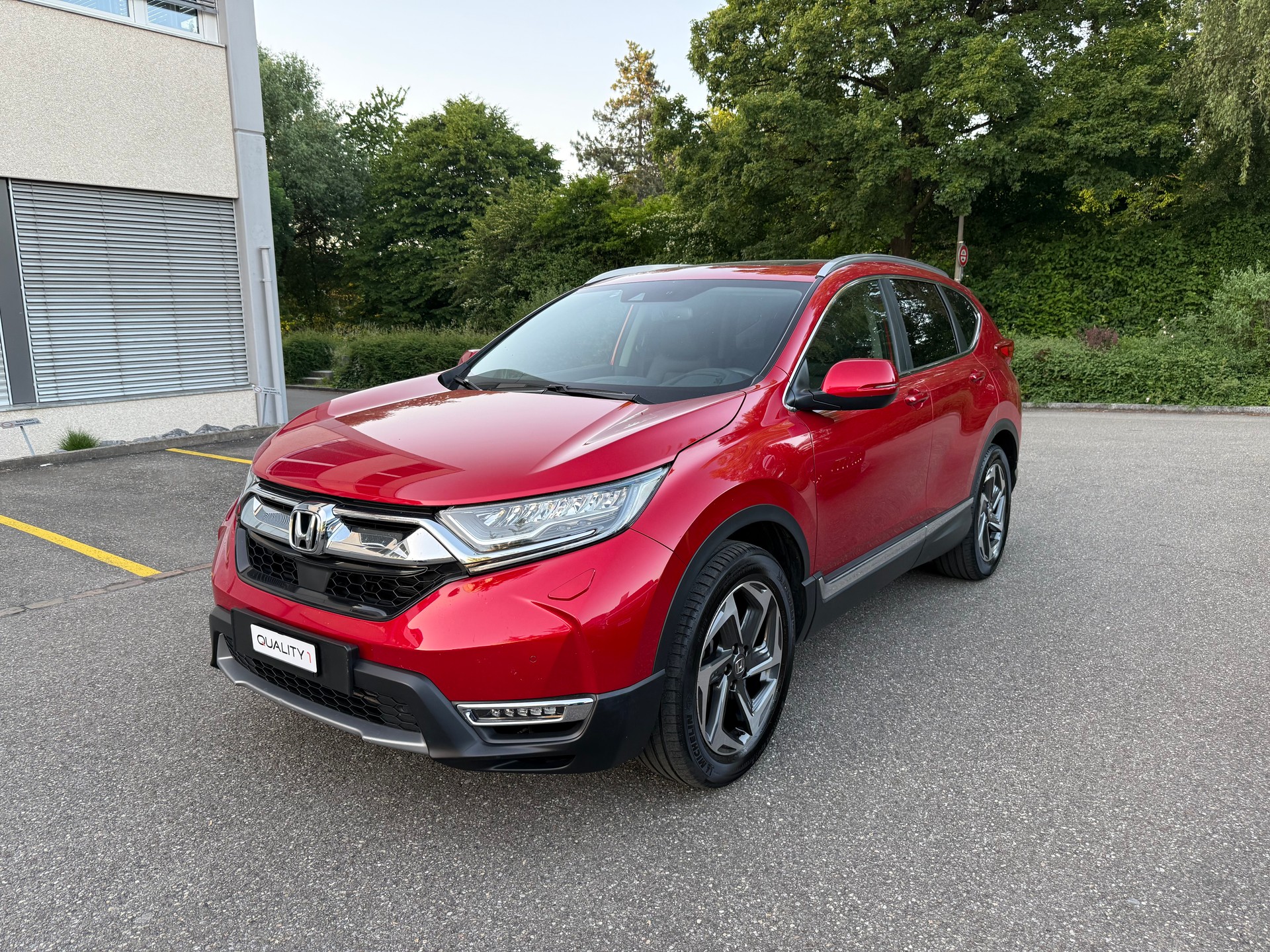 HONDA CR-V 1.5 i-VTEC Executive 4WD Automatic-image-0