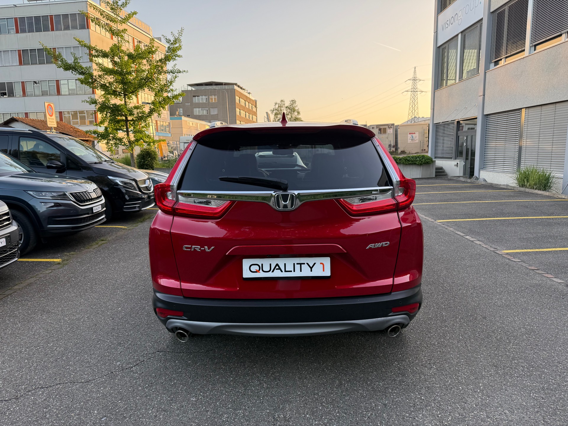 HONDA CR-V 1.5 i-VTEC Executive 4WD Automatic-image-4