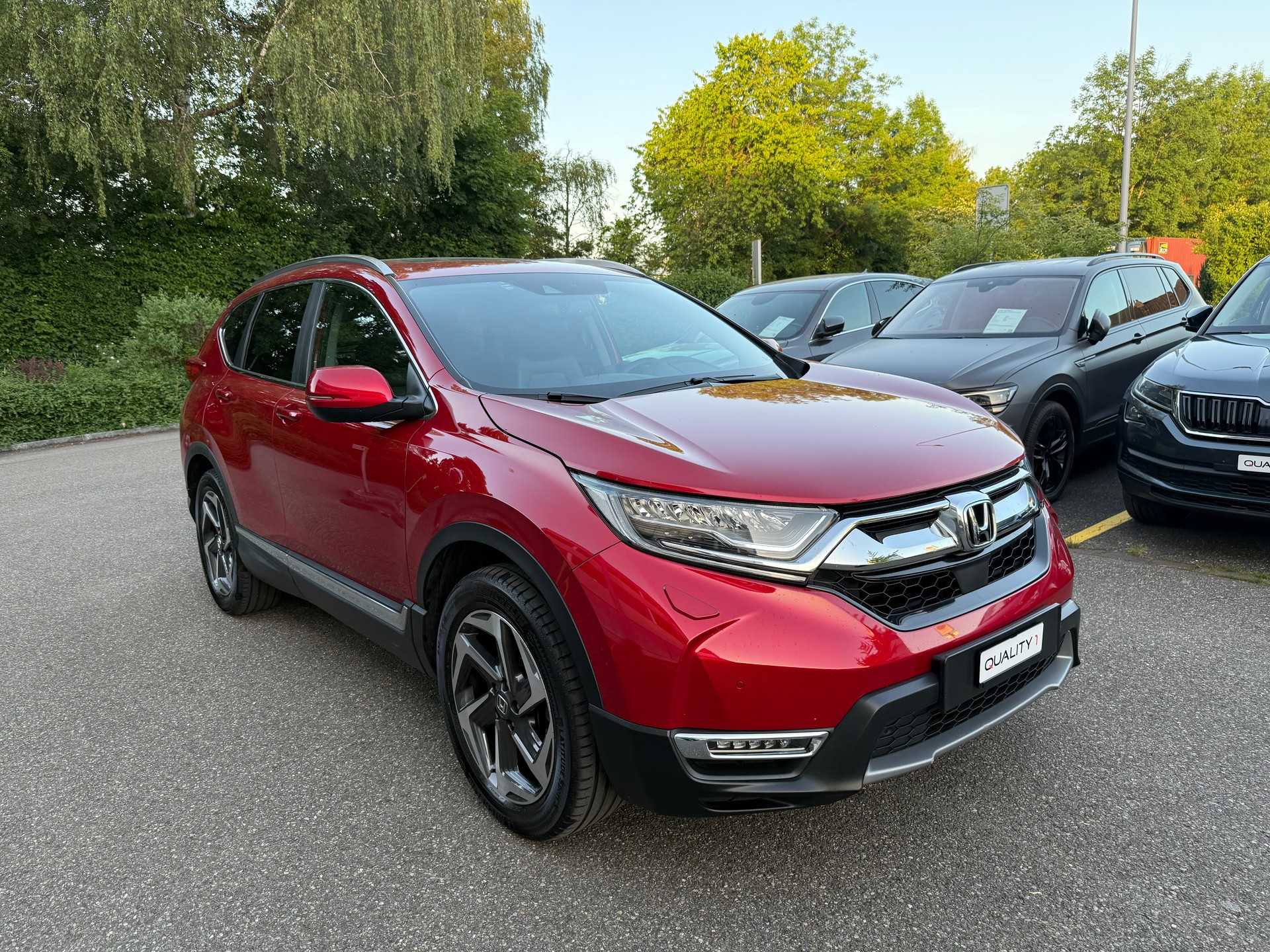 HONDA CR-V 1.5 i-VTEC Executive 4WD Automatic-image-2