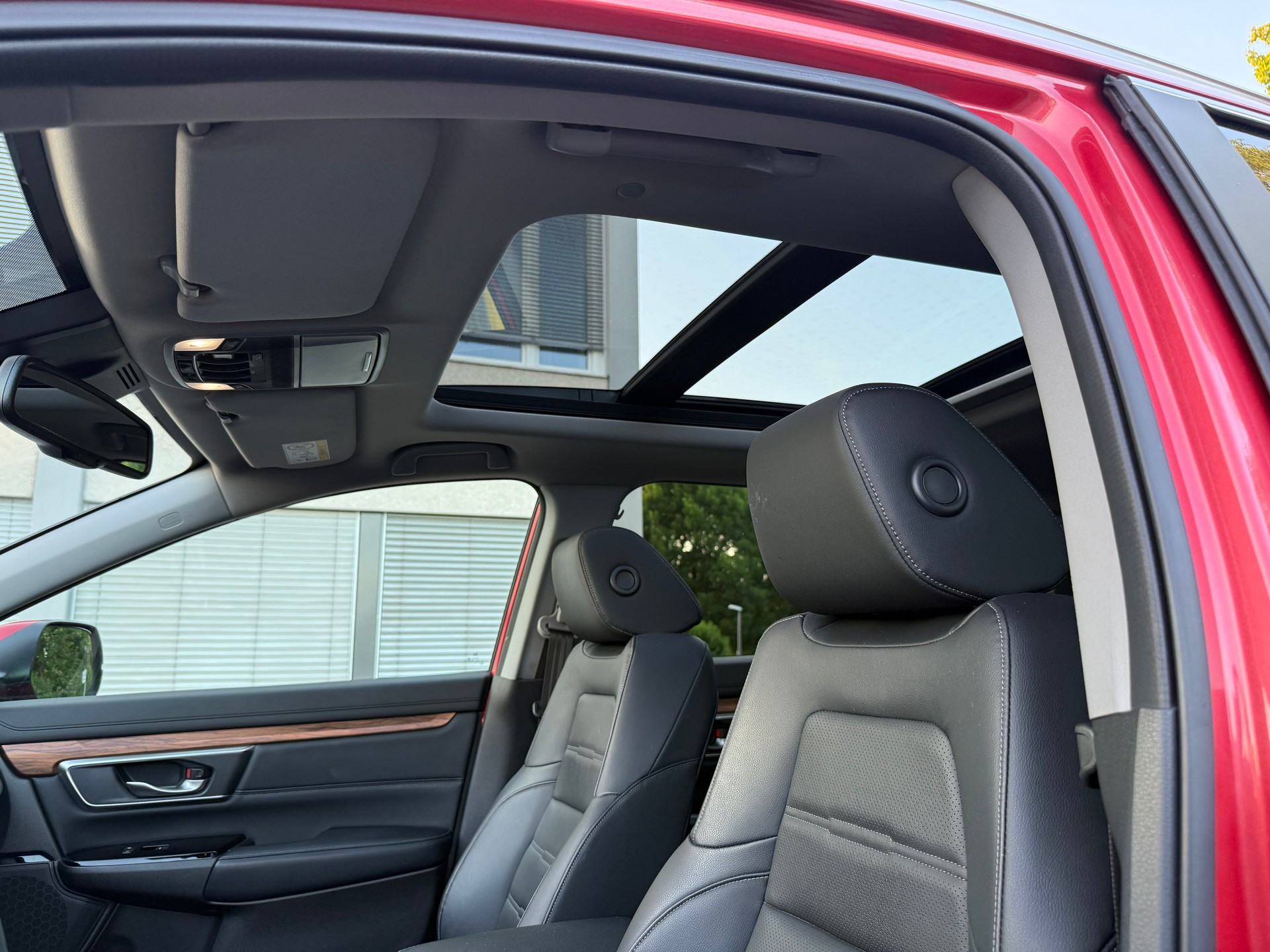 HONDA CR-V 1.5 i-VTEC Executive 4WD Automatic-image-8