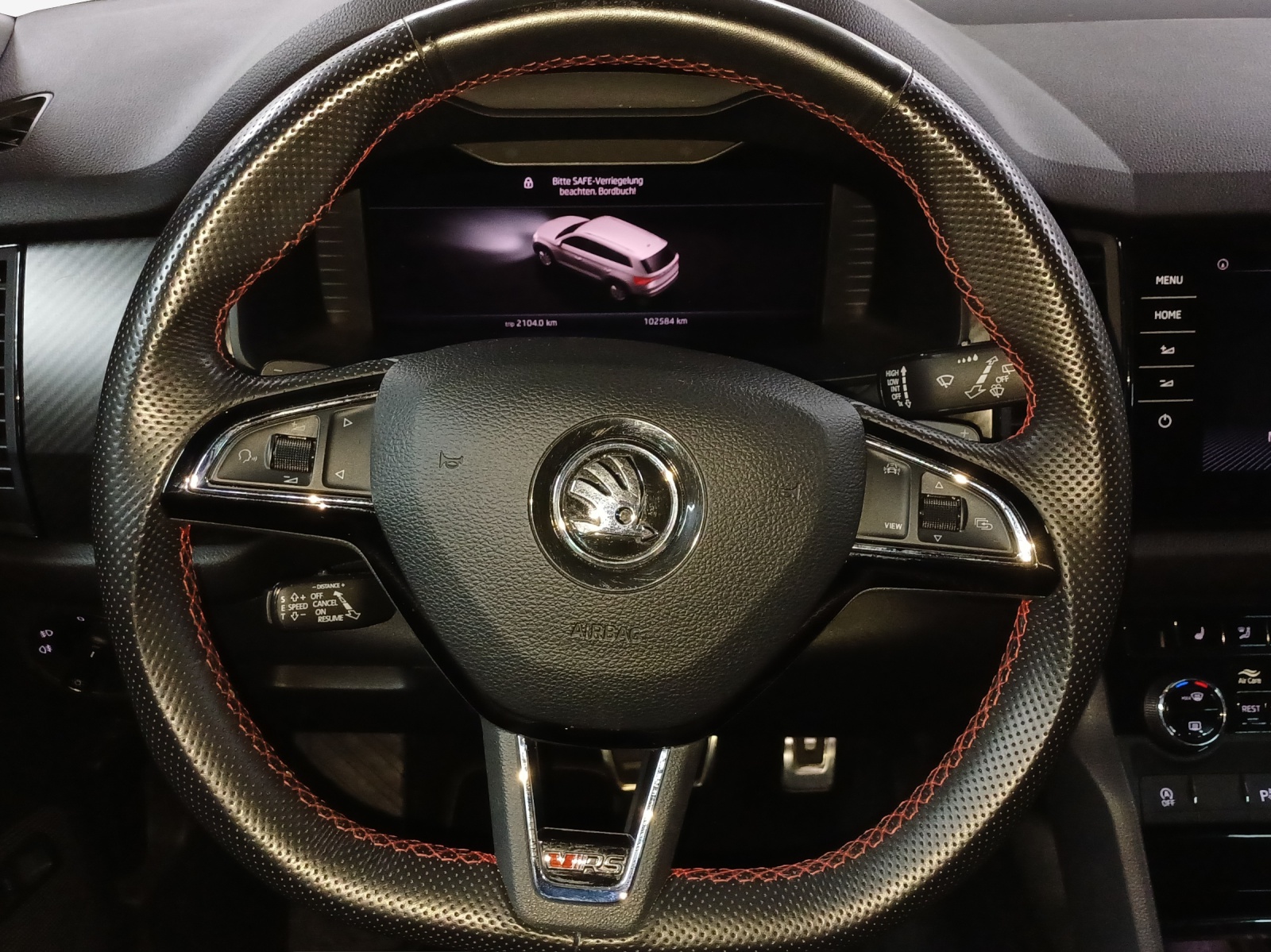 SKODA Kodiaq 2.0 Bi-TDI SCR RS 4x4 DSG-image-9