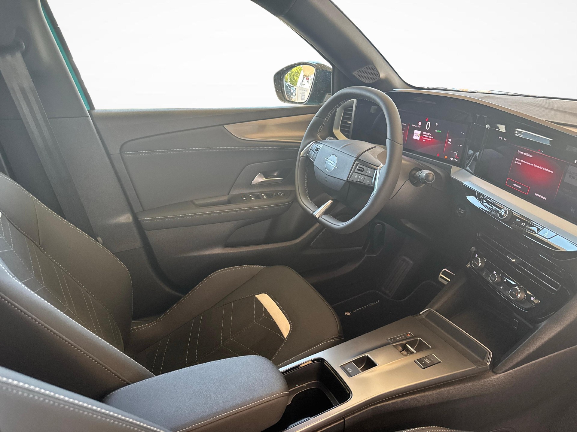 OPEL Mokka-e GSab / 3,99% Leasing bei Abschluss einer Protect Autoversicherung-image-10