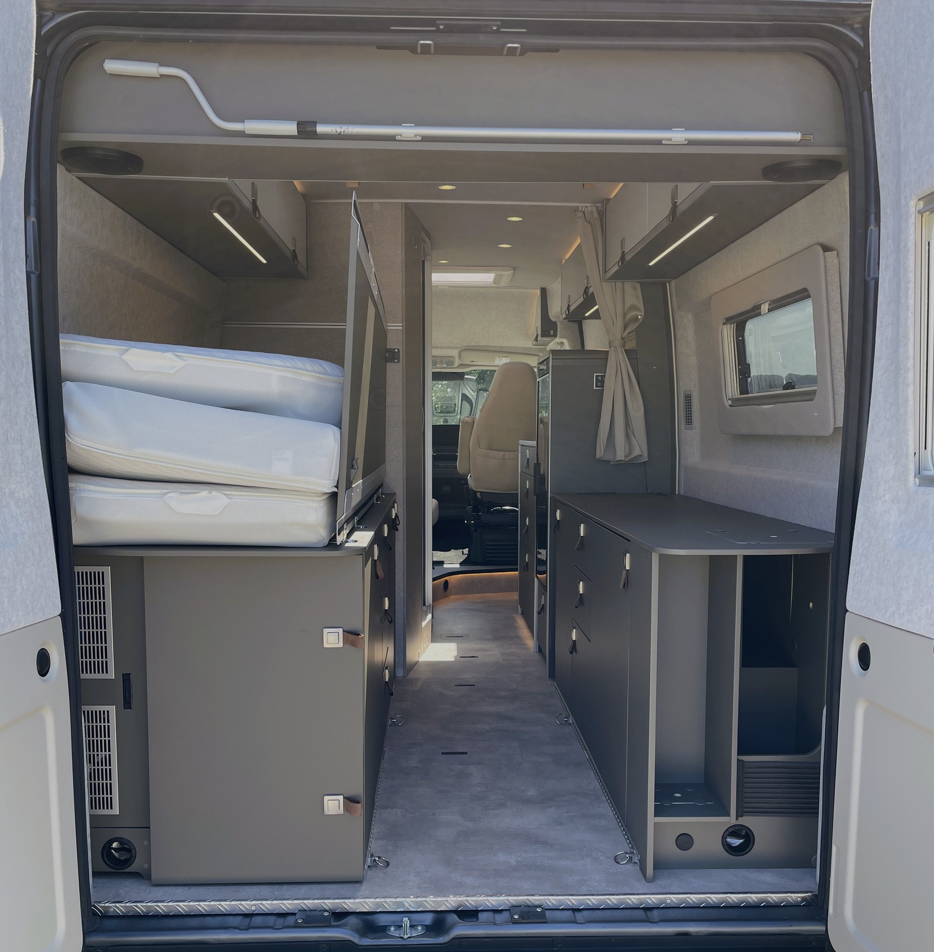 HYMER Yellowstone-image-7