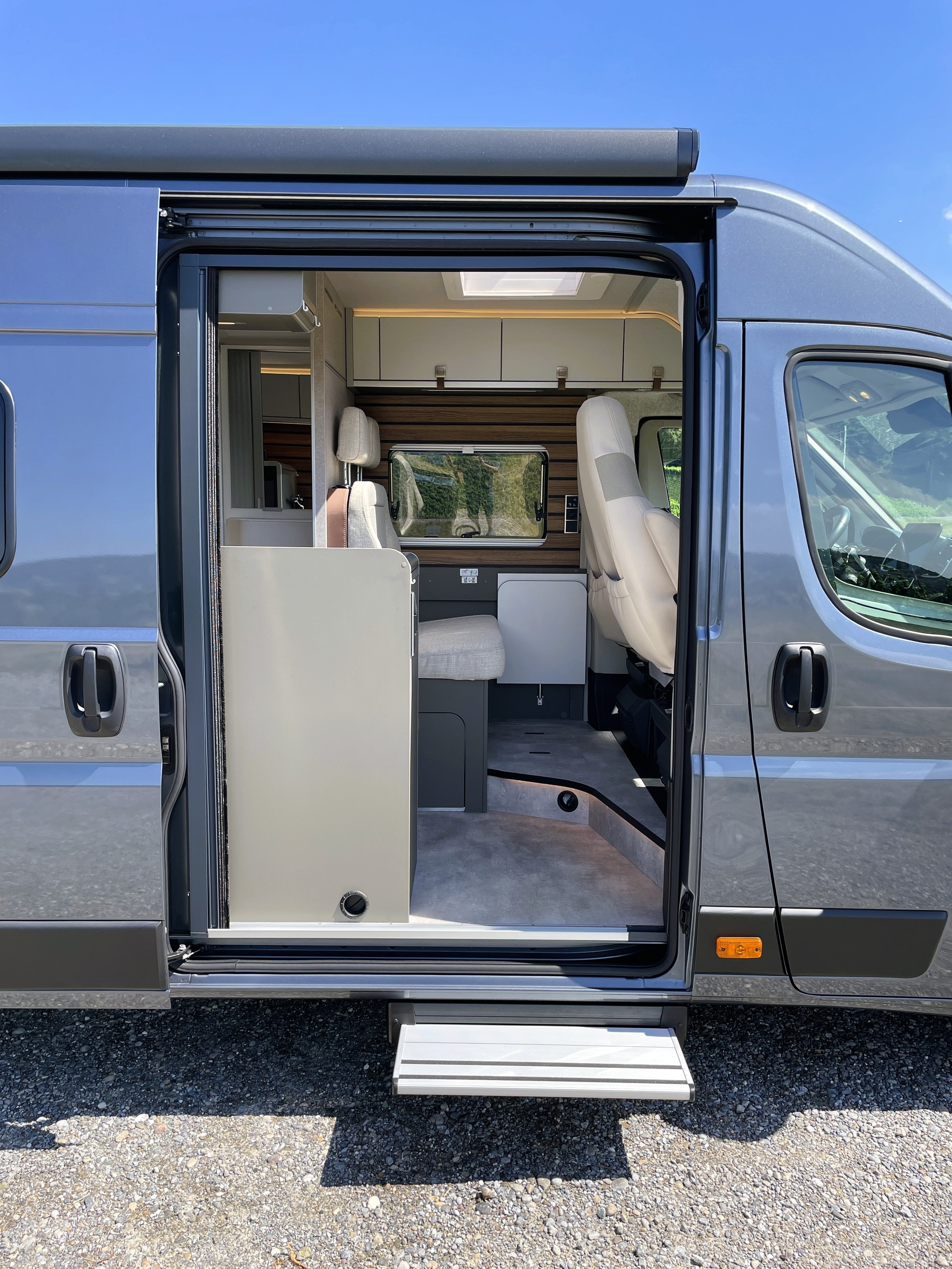 HYMER Yellowstone-image-9