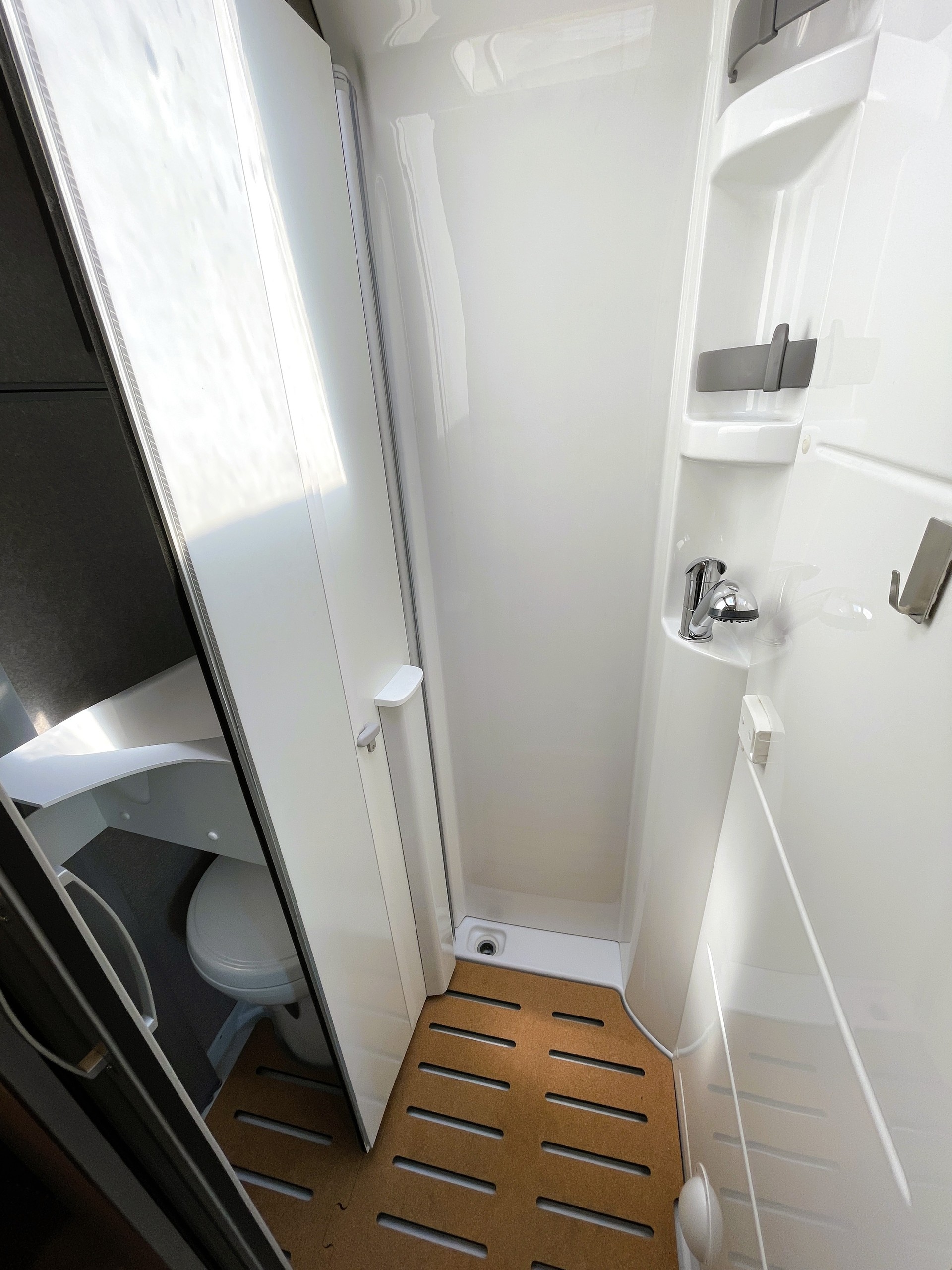 HYMER Yellowstone-image-15