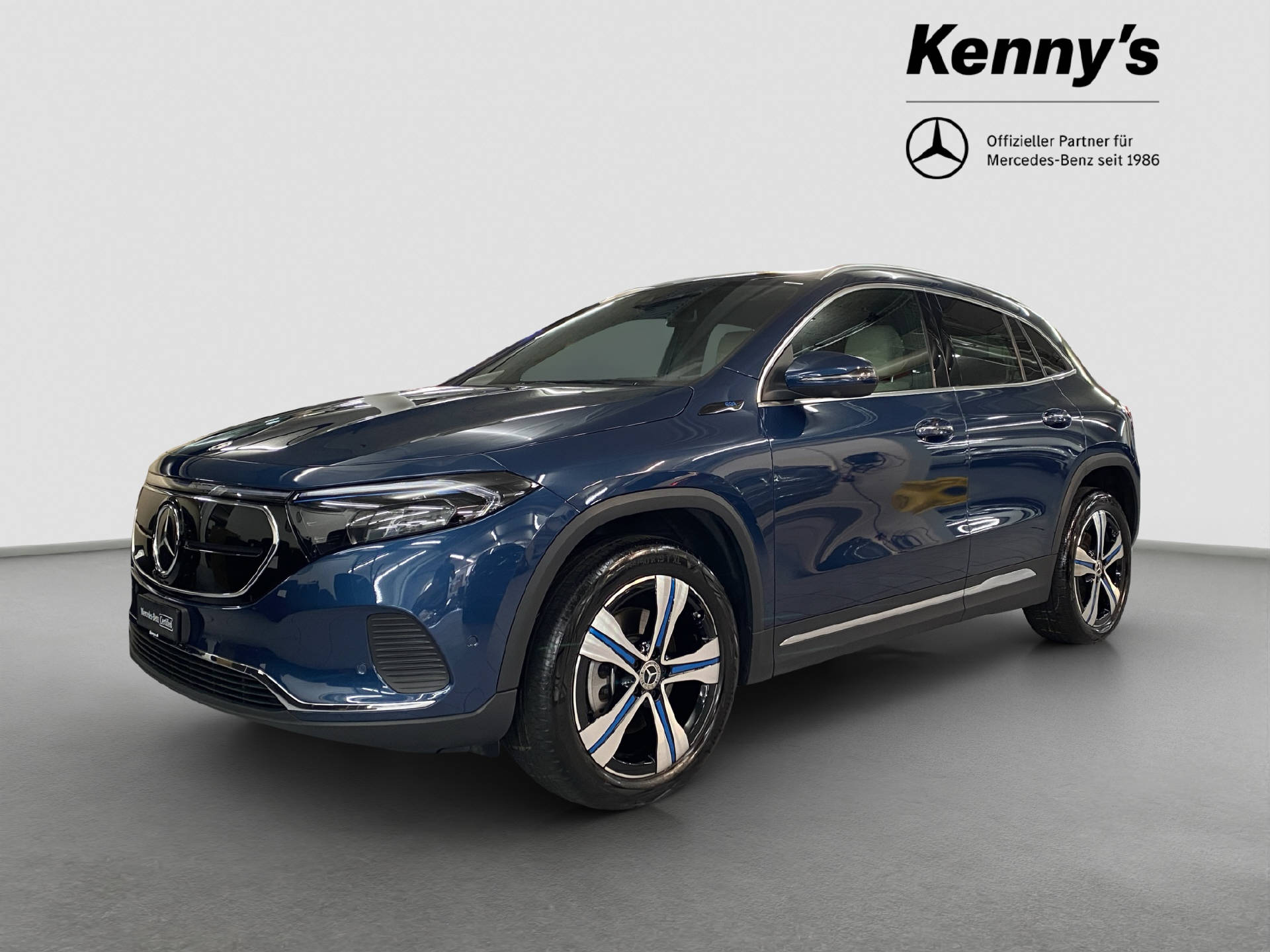 MERCEDES-BENZ EQA 350 Swiss Star Progressive-image-0