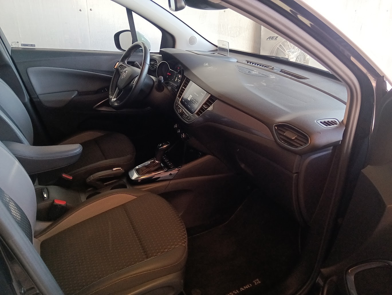 OPEL Crossland X 1.2i TP Excellence Automatik-image-7