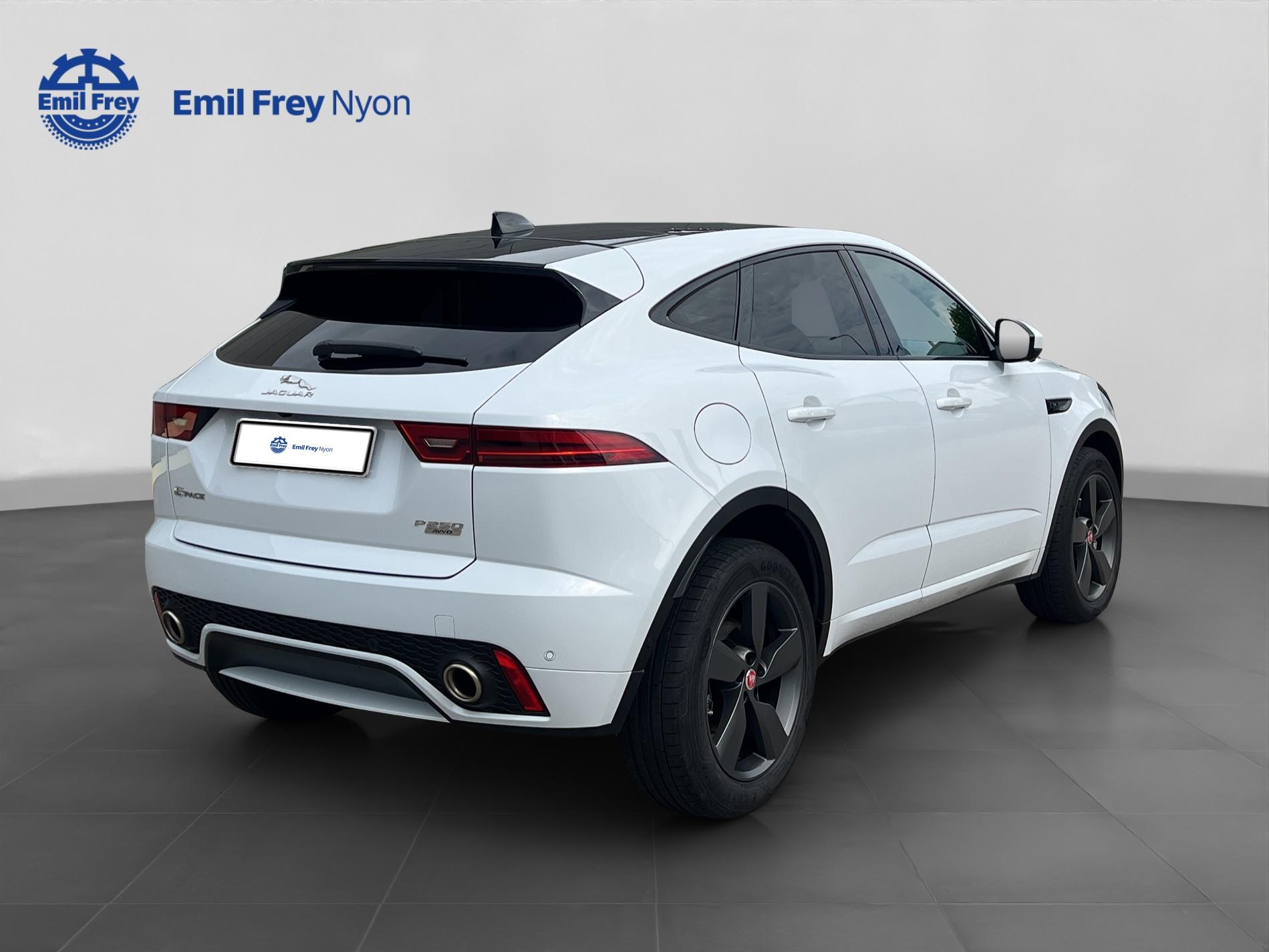 JAGUAR E-Pace 2.0 T 250 R-Dynamic SE AWD-image-5