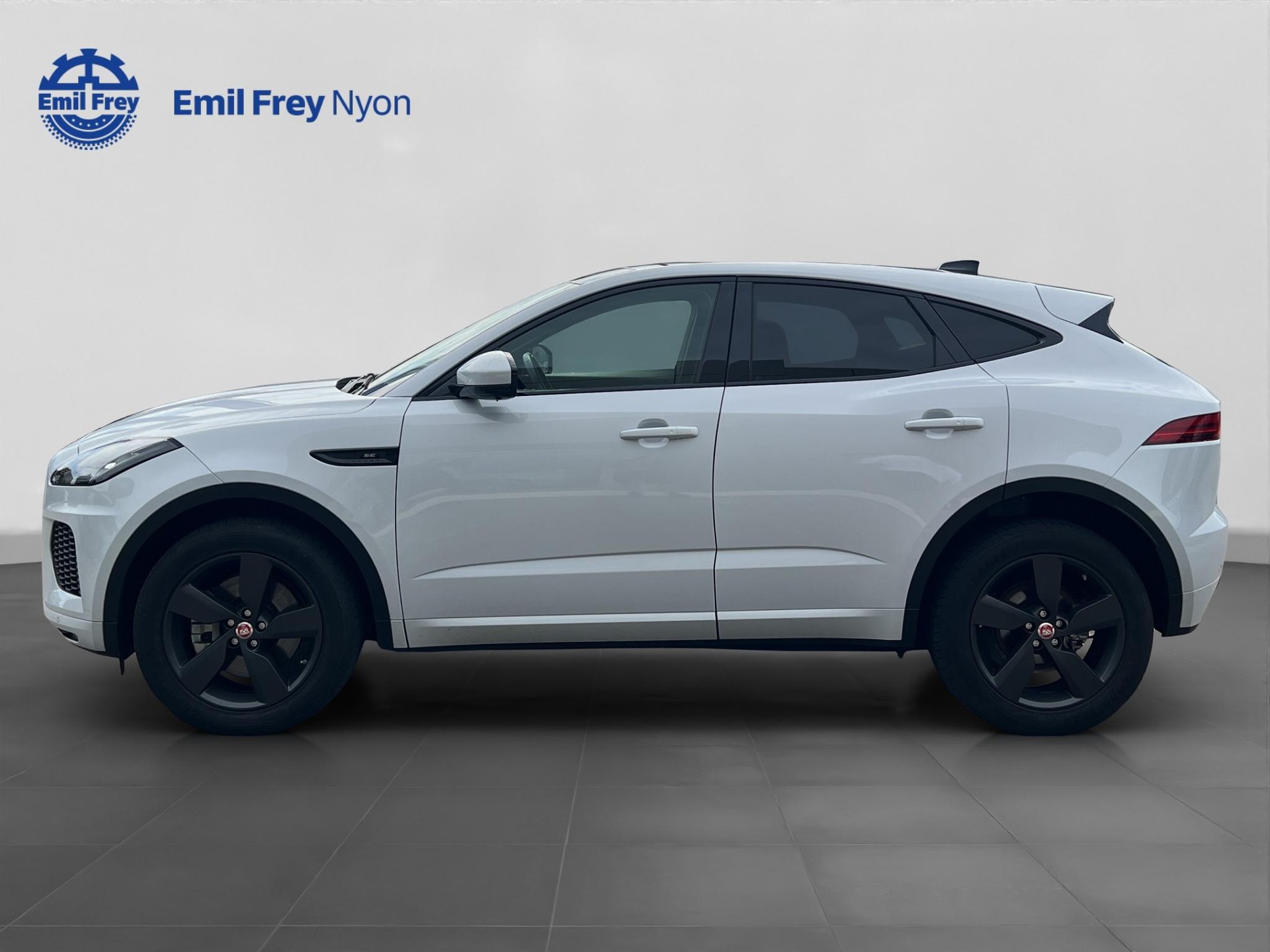 JAGUAR E-Pace 2.0 T 250 R-Dynamic SE AWD-image-2
