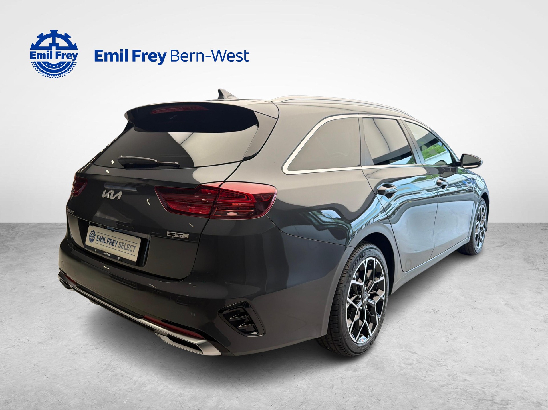 KIA Ceed SW 1.5 T-GDi MHEV GT-Line-image-4