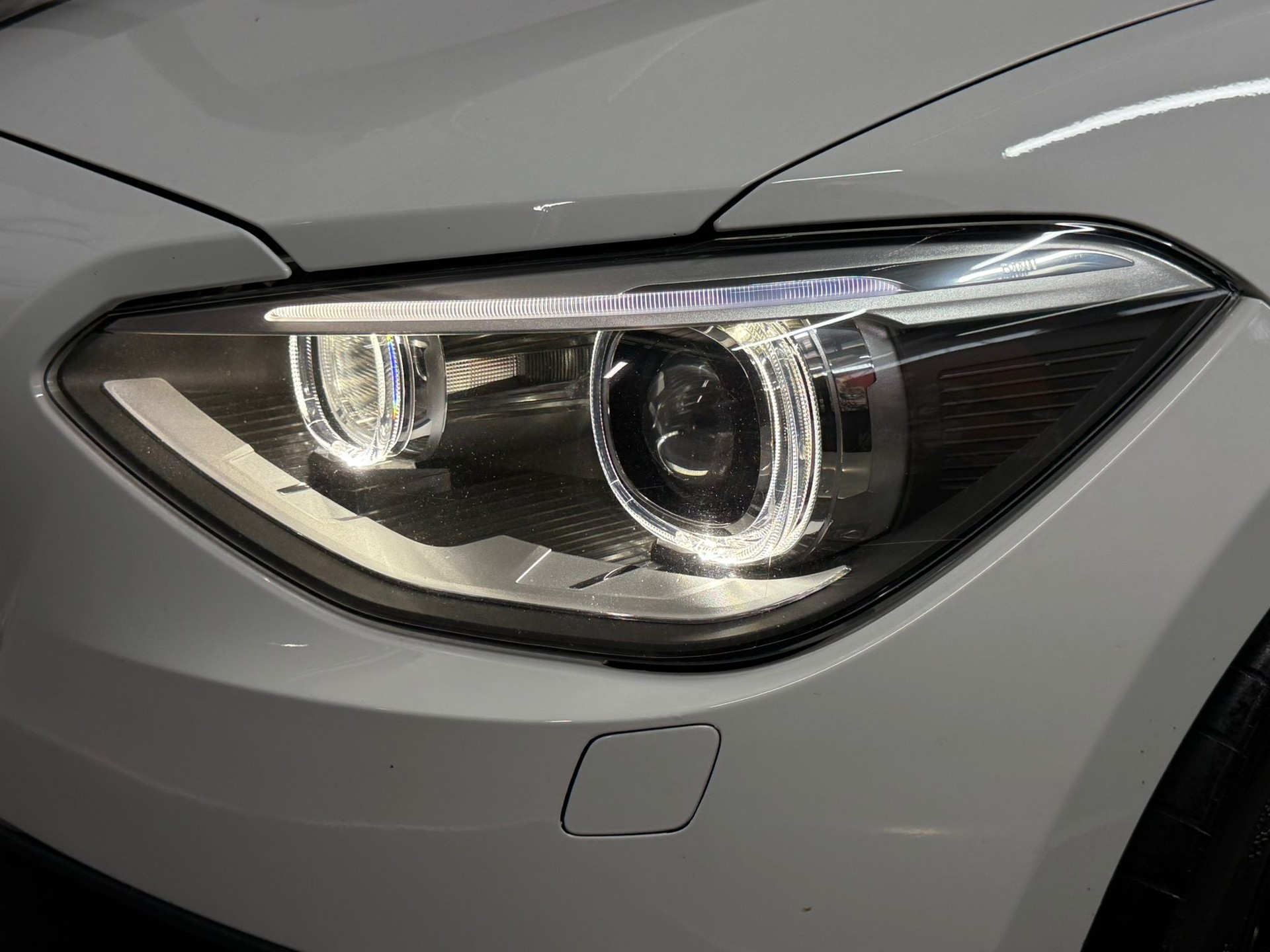 BMW M135i xDrive Steptronic-image-8