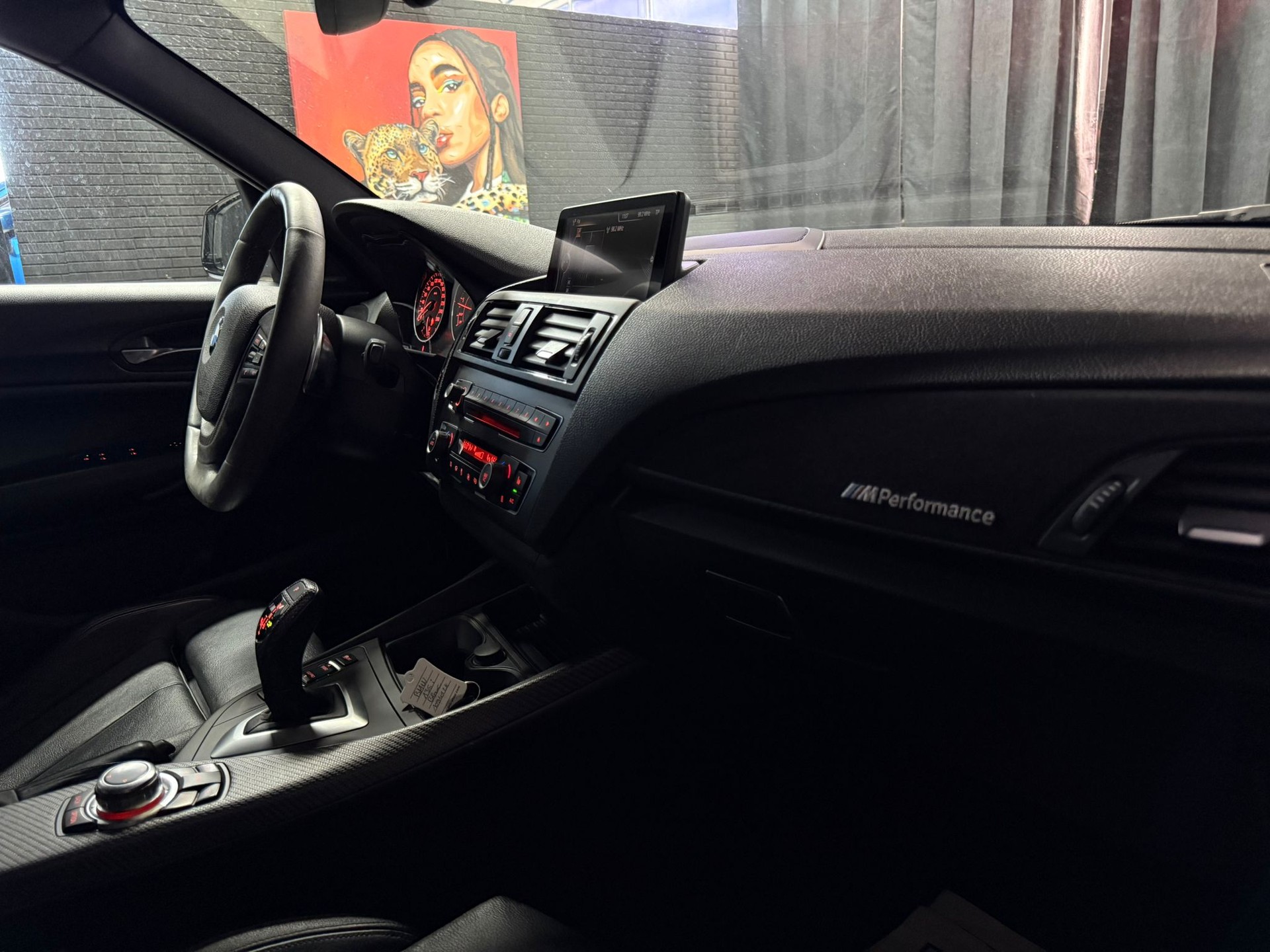 BMW M135i xDrive Steptronic-image-12