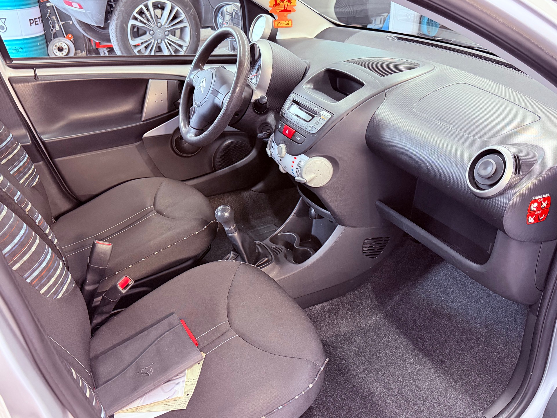 CITROEN C1 1.0i Séduction-image-5