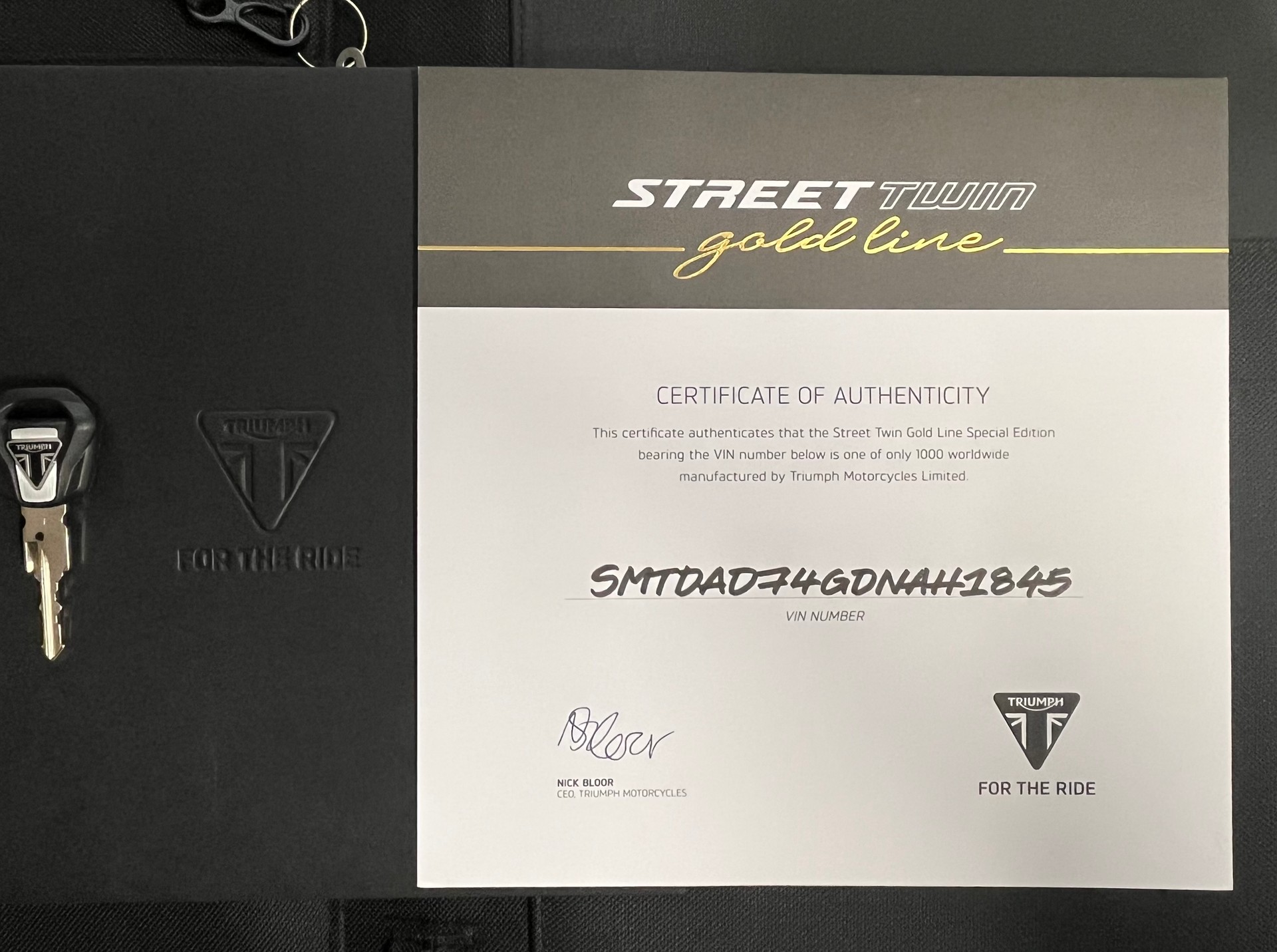 TRIUMPH Street Twin 900 Gold Line (35kW)-image-1