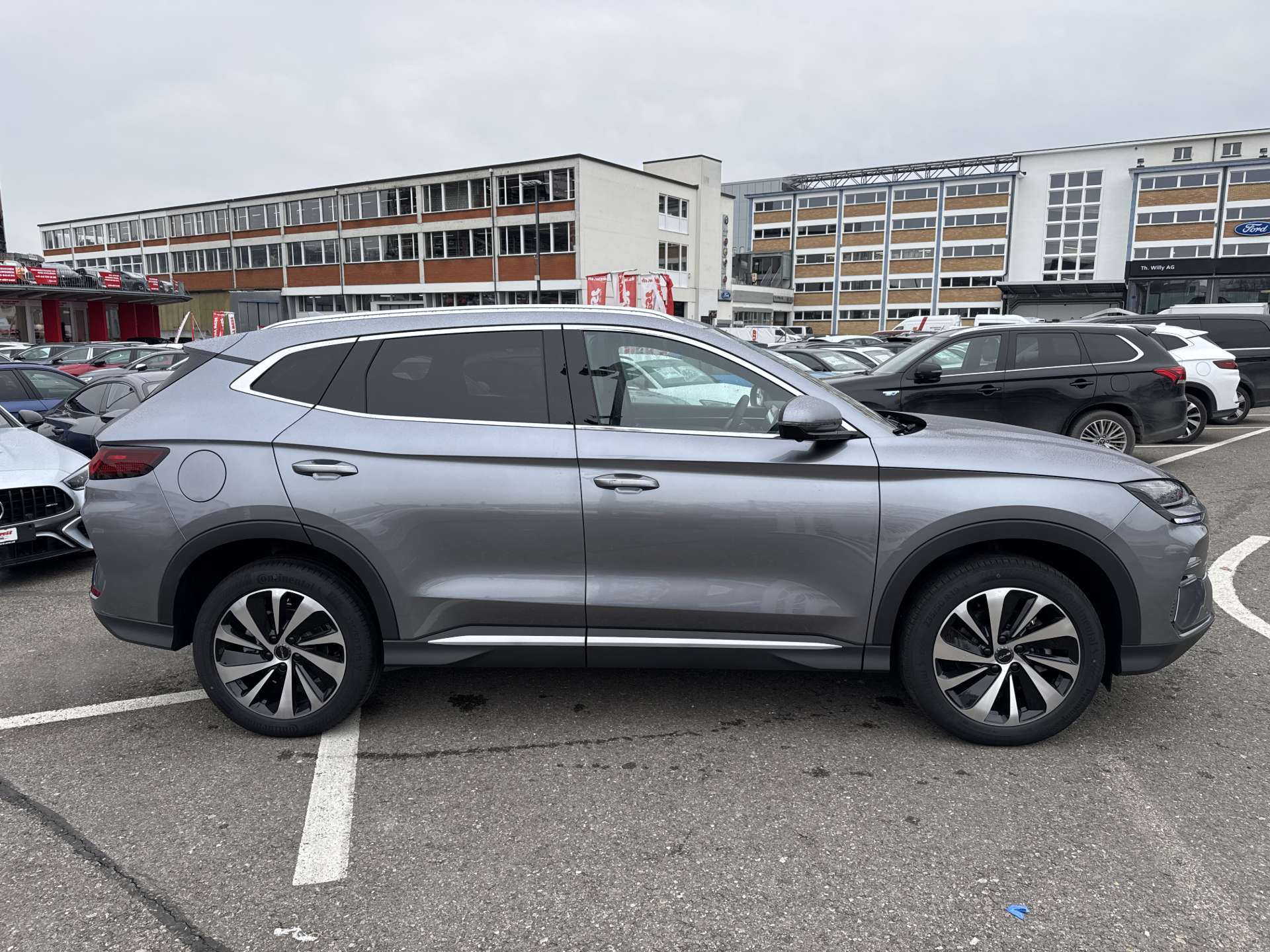 BYD Seal U DM-i PHEV Design AWD 324PS Automat-image-9