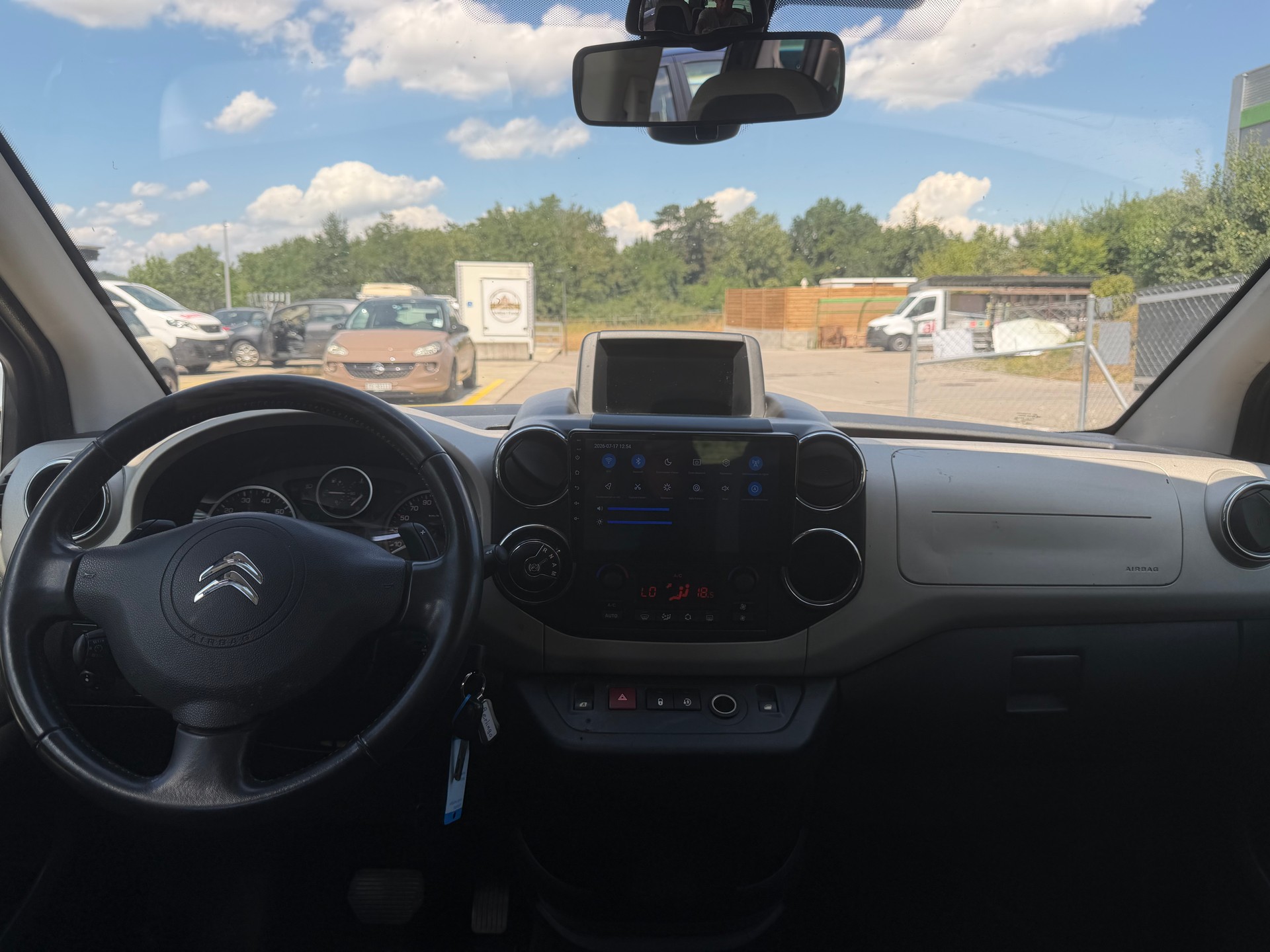 CITROEN Berlingo 1.6 e-HDi Séduction EGS6-image-4