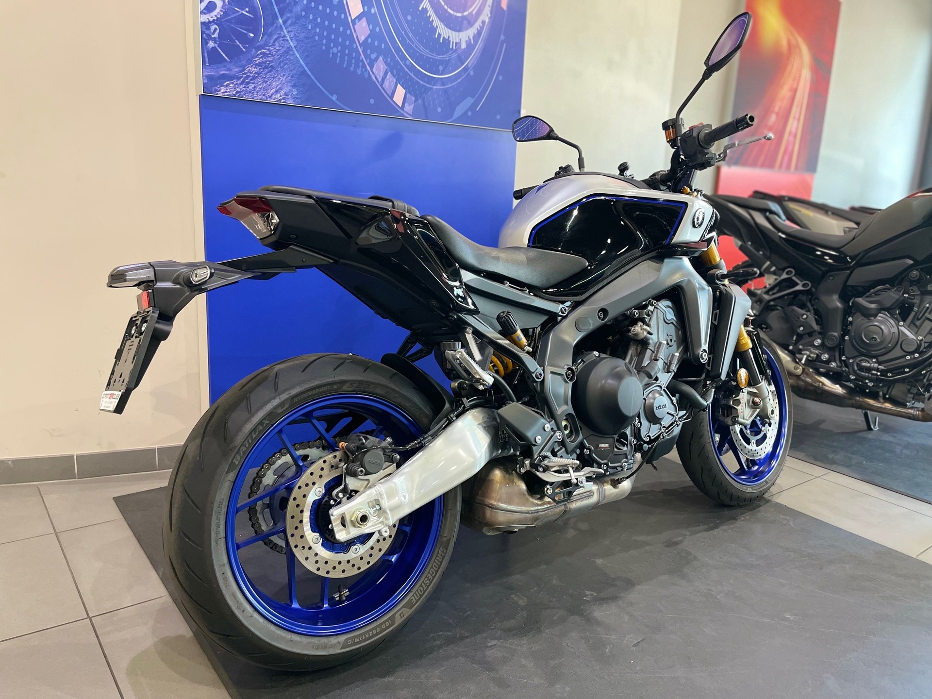 YAMAHA MT-09 SP-showroom-element-3