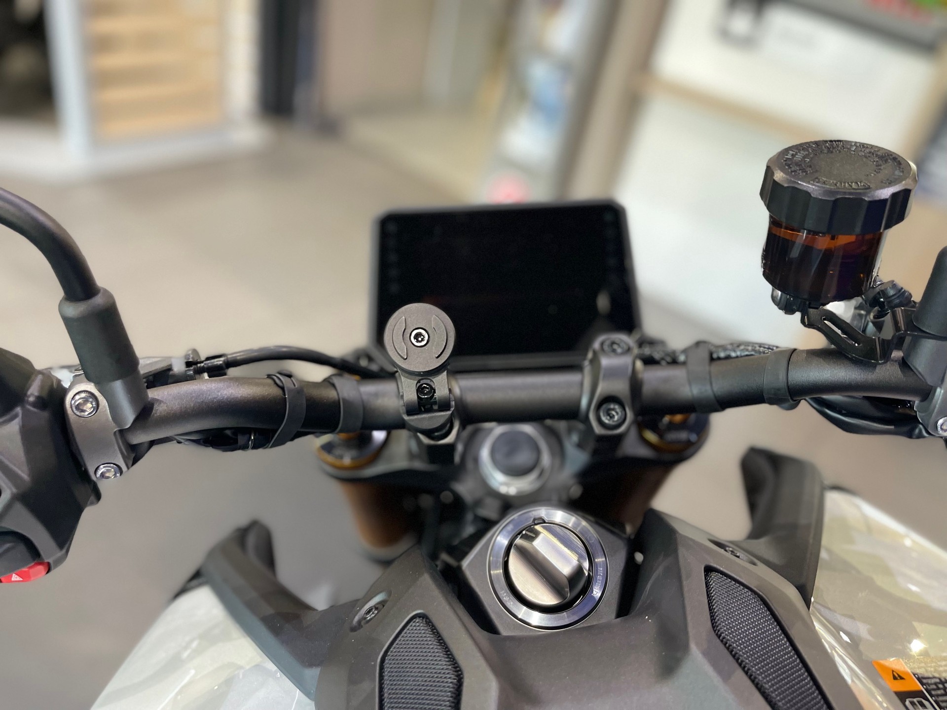 YAMAHA MT-09 SP-image-9