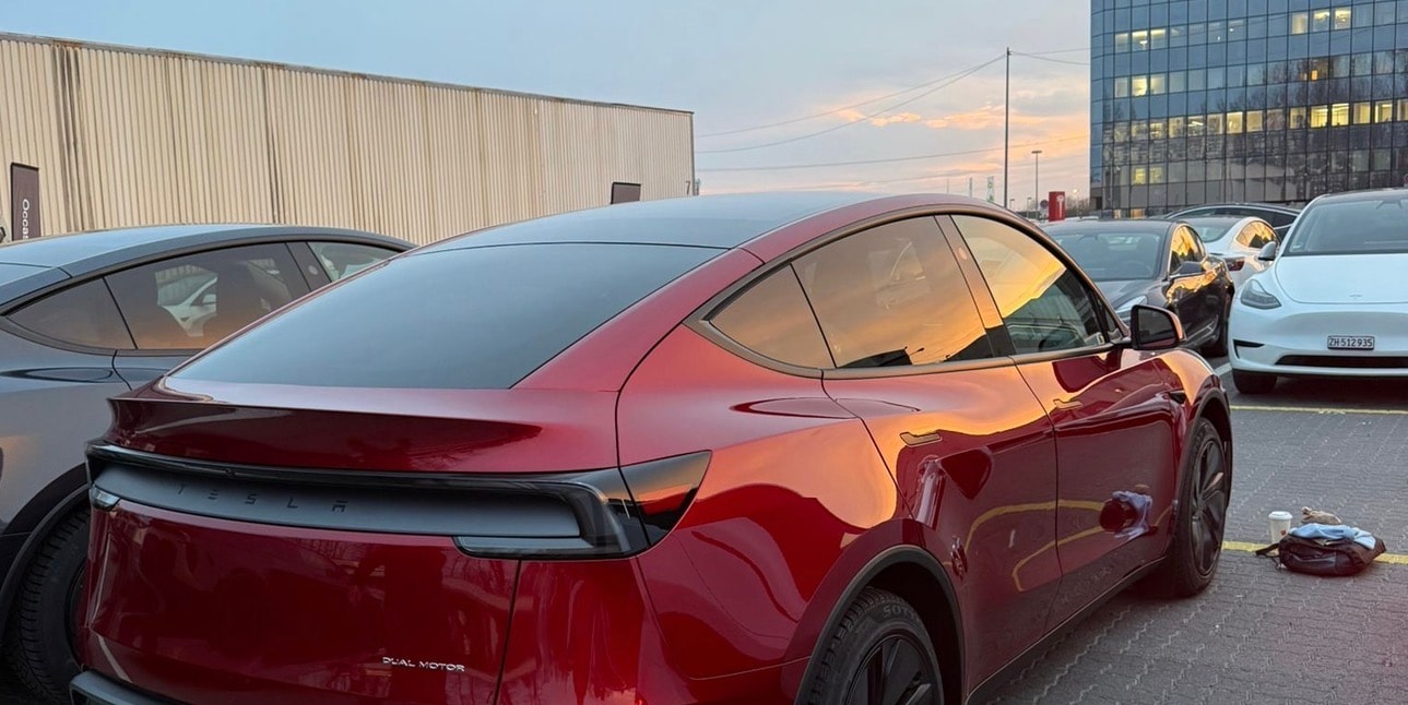 TESLA Long Range D-image-5