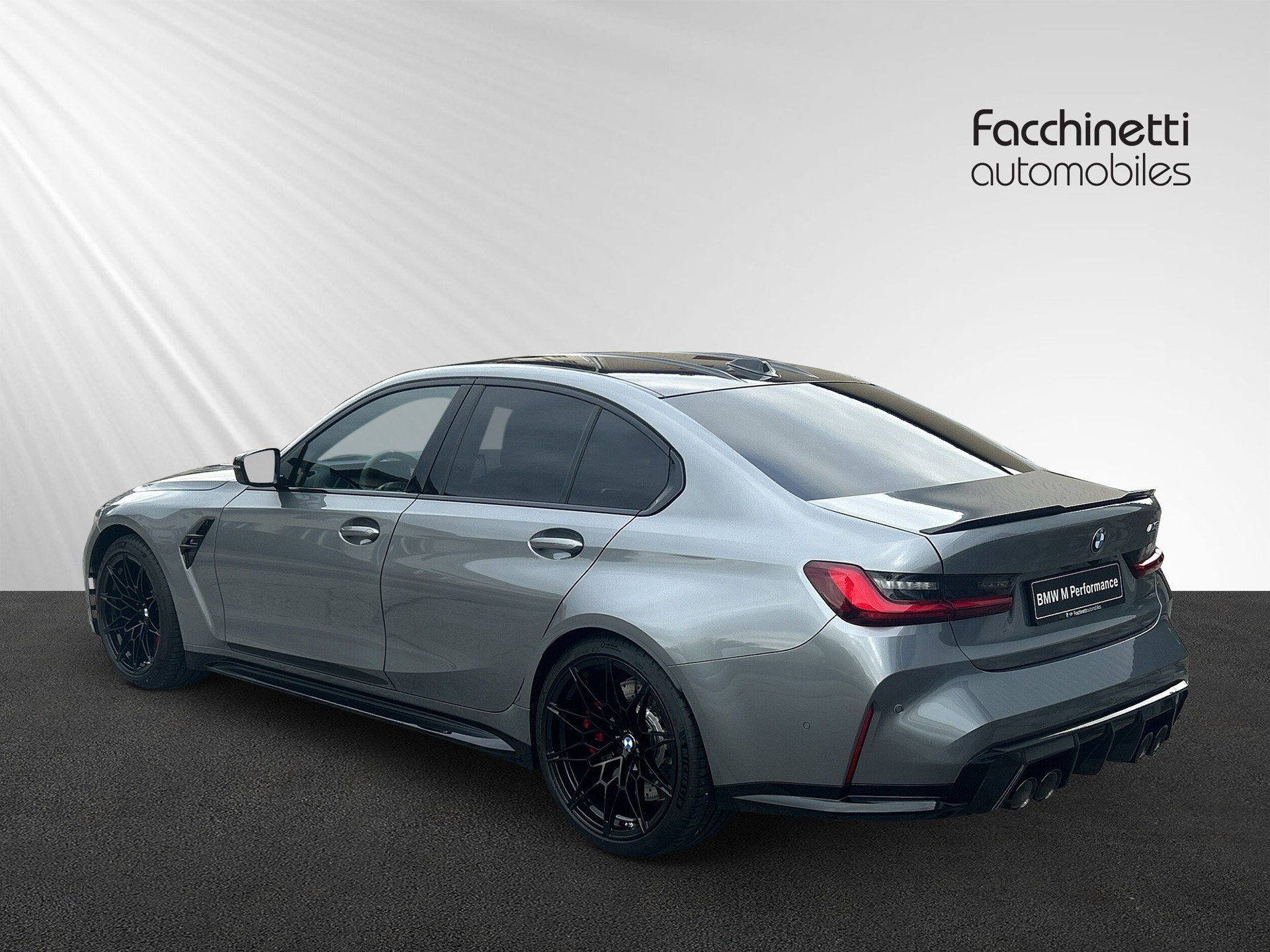 BMW M3 Competition-showroom-element-2