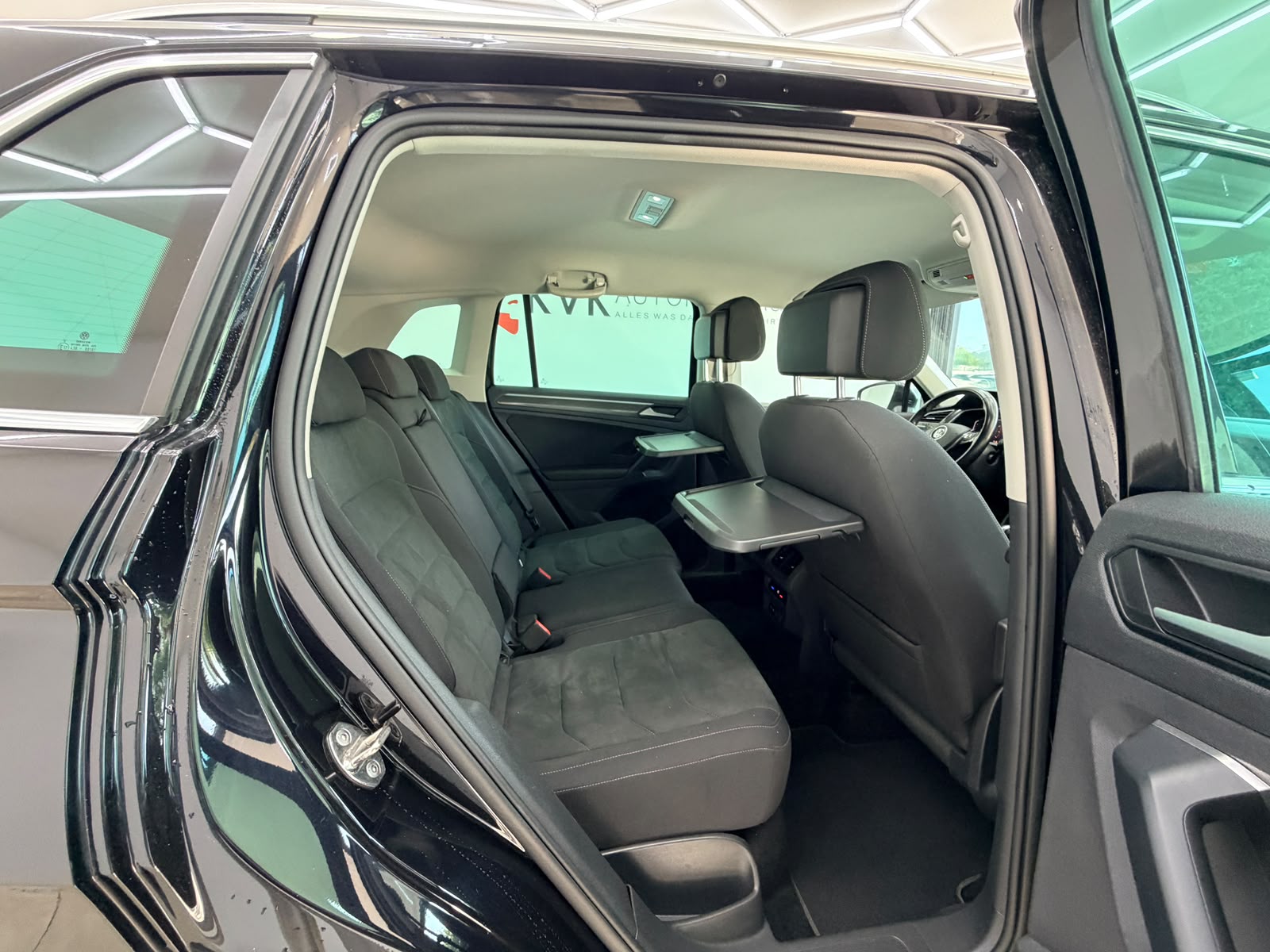 VW Tiguan 2.0TSI Highline 4Motion DSG-image-13
