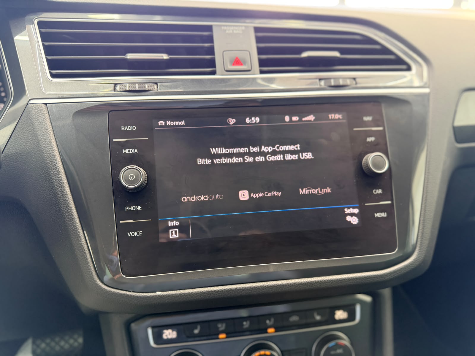 VW Tiguan 2.0TSI Highline 4Motion DSG-image-10