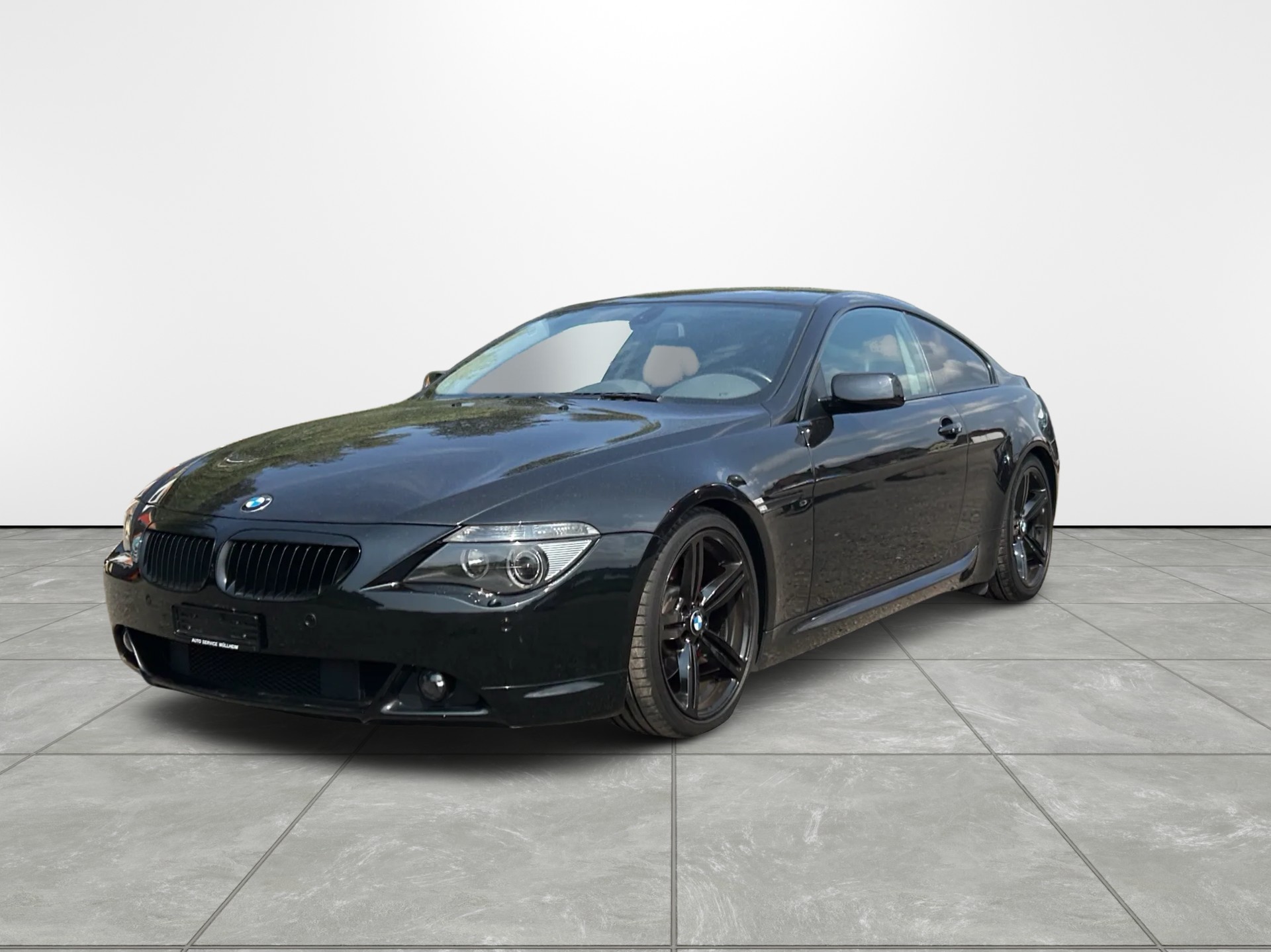 BMW 645i-image-0