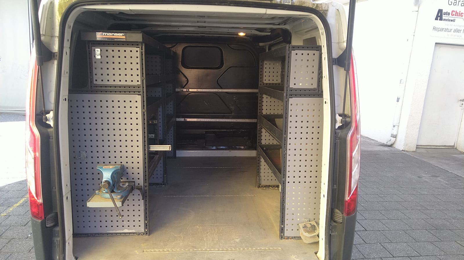 FORD Transit Custom Van 290 L1H1 Level 3-image-6