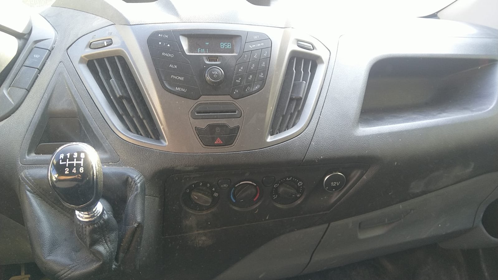 FORD Transit Custom Van 290 L1H1 Level 3-image-10