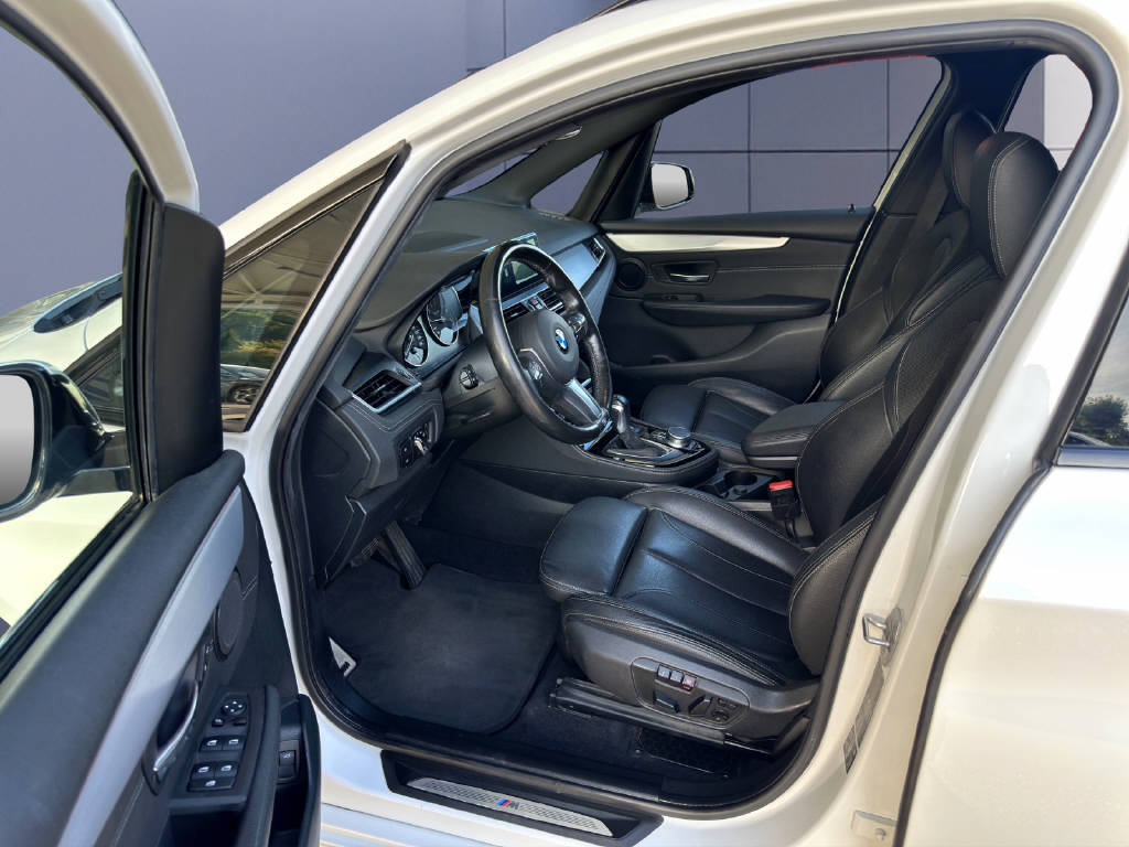 BMW 225i xDrive SAG Active Tourer M Sport-image-9