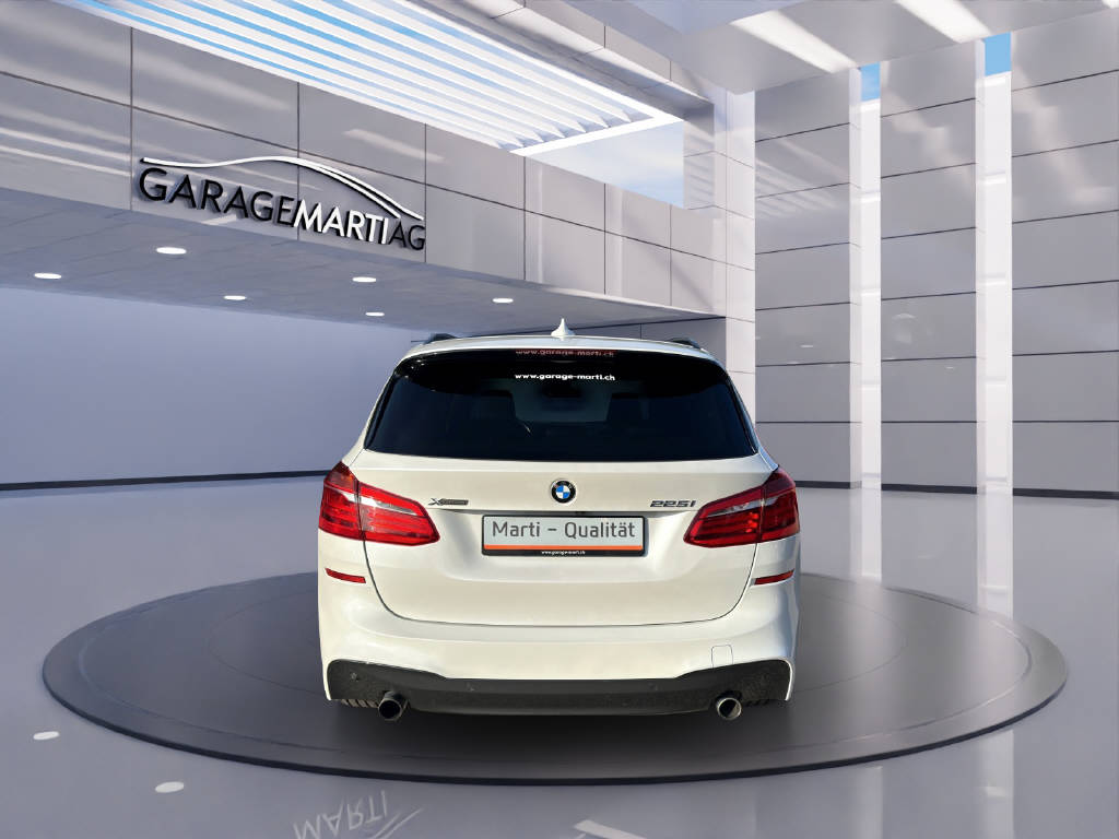 BMW 225i xDrive SAG Active Tourer M Sport-image-5