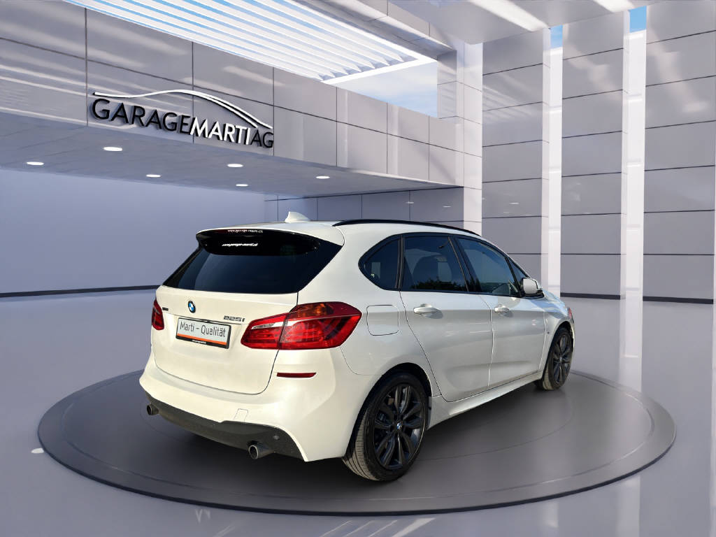 BMW 225i xDrive SAG Active Tourer M Sport-image-4