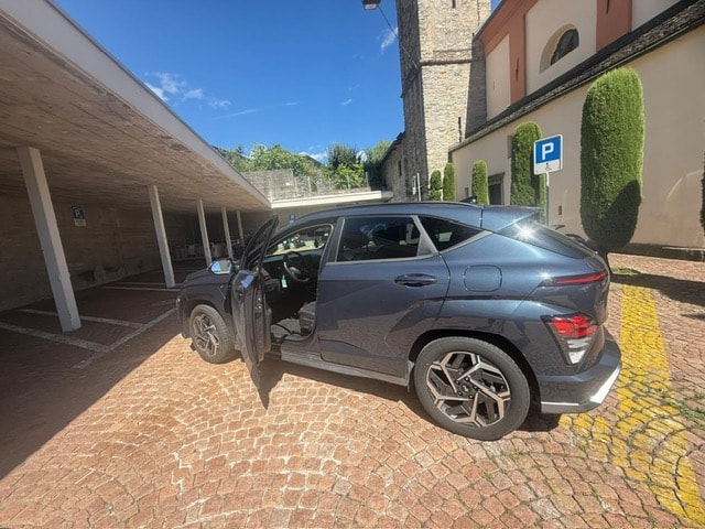 HYUNDAI Kona 1.6 GDi HEV N Line DCT-image-2