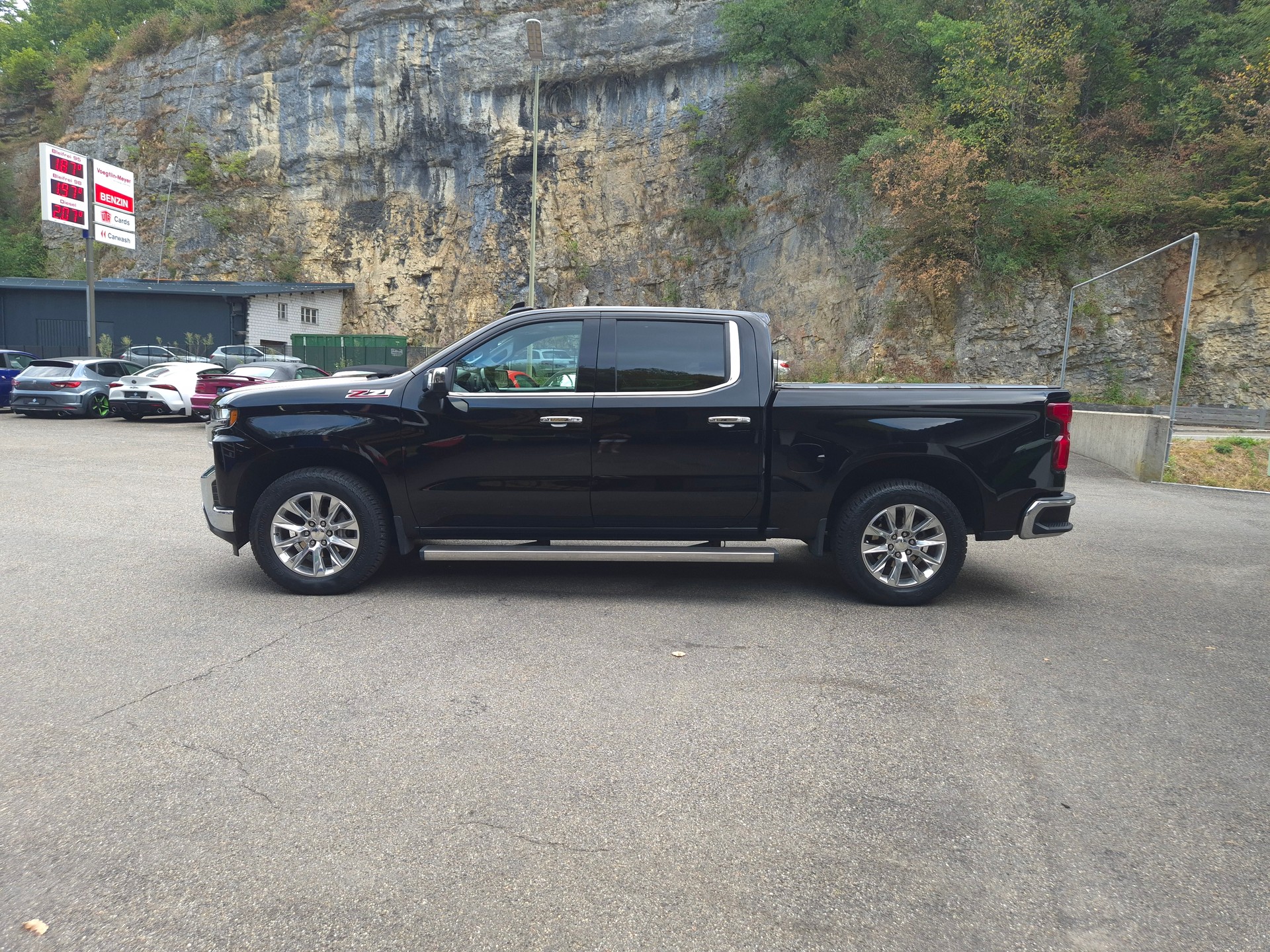 CHEVROLET Silverado 1500 LTZ V8-image-8