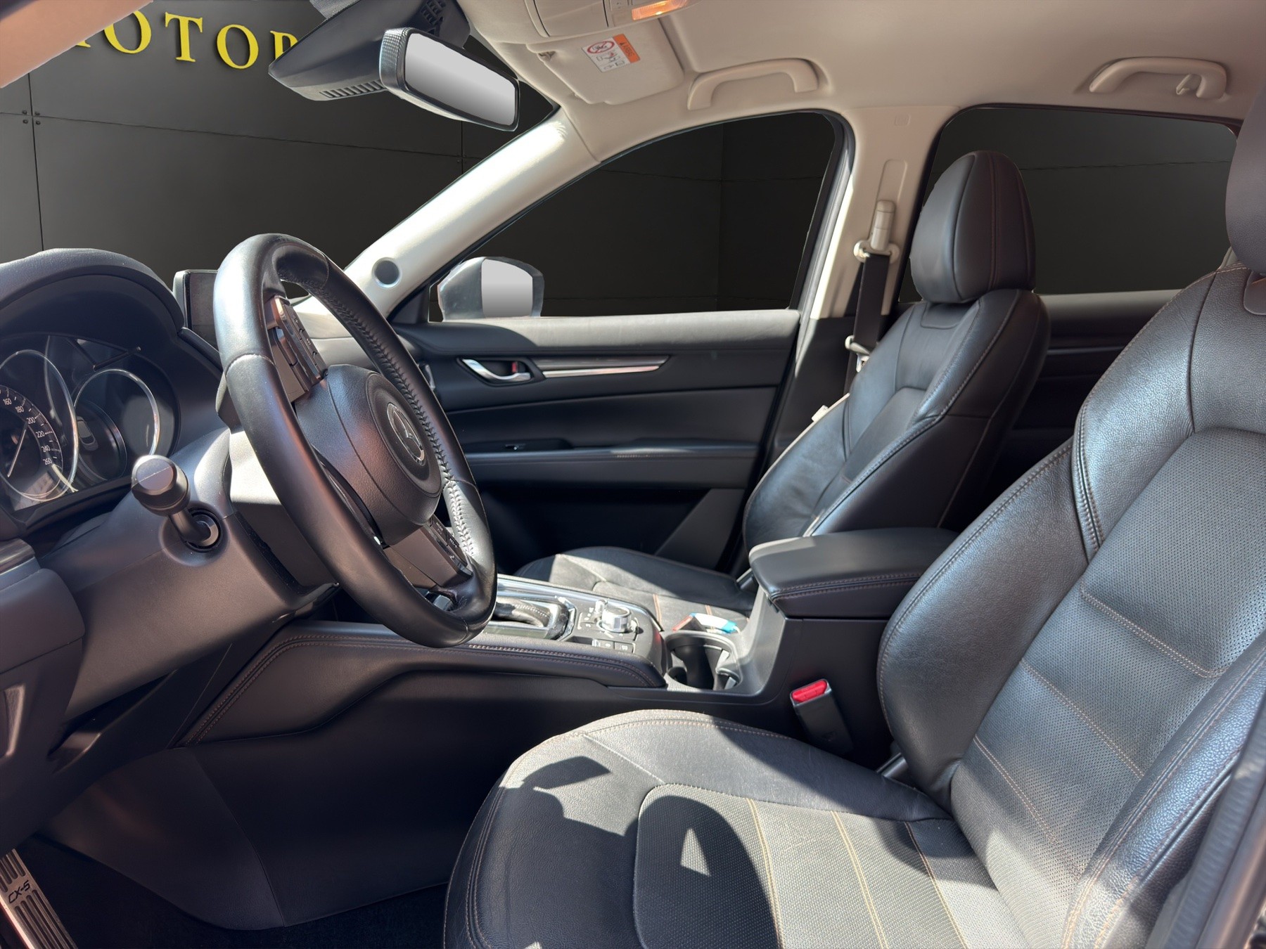 MAZDA CX-5 SKYACTIV-D 175 Revolution AWD Automat-image-8
