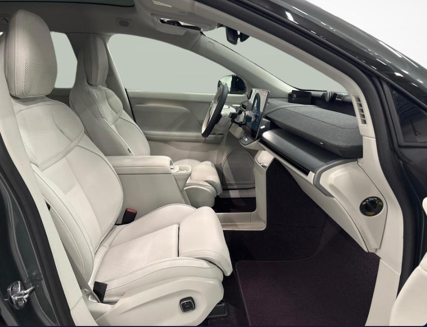 VOLVO EX60 Twin Ultra AWD-image-10