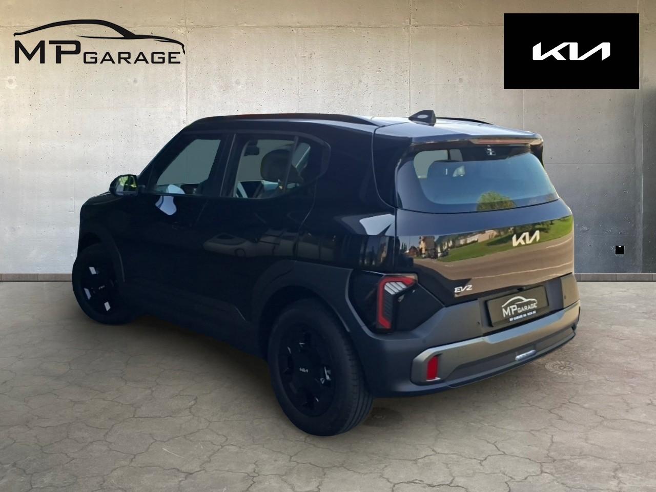 KIA EV2 61 kWh Air 4P-image-5