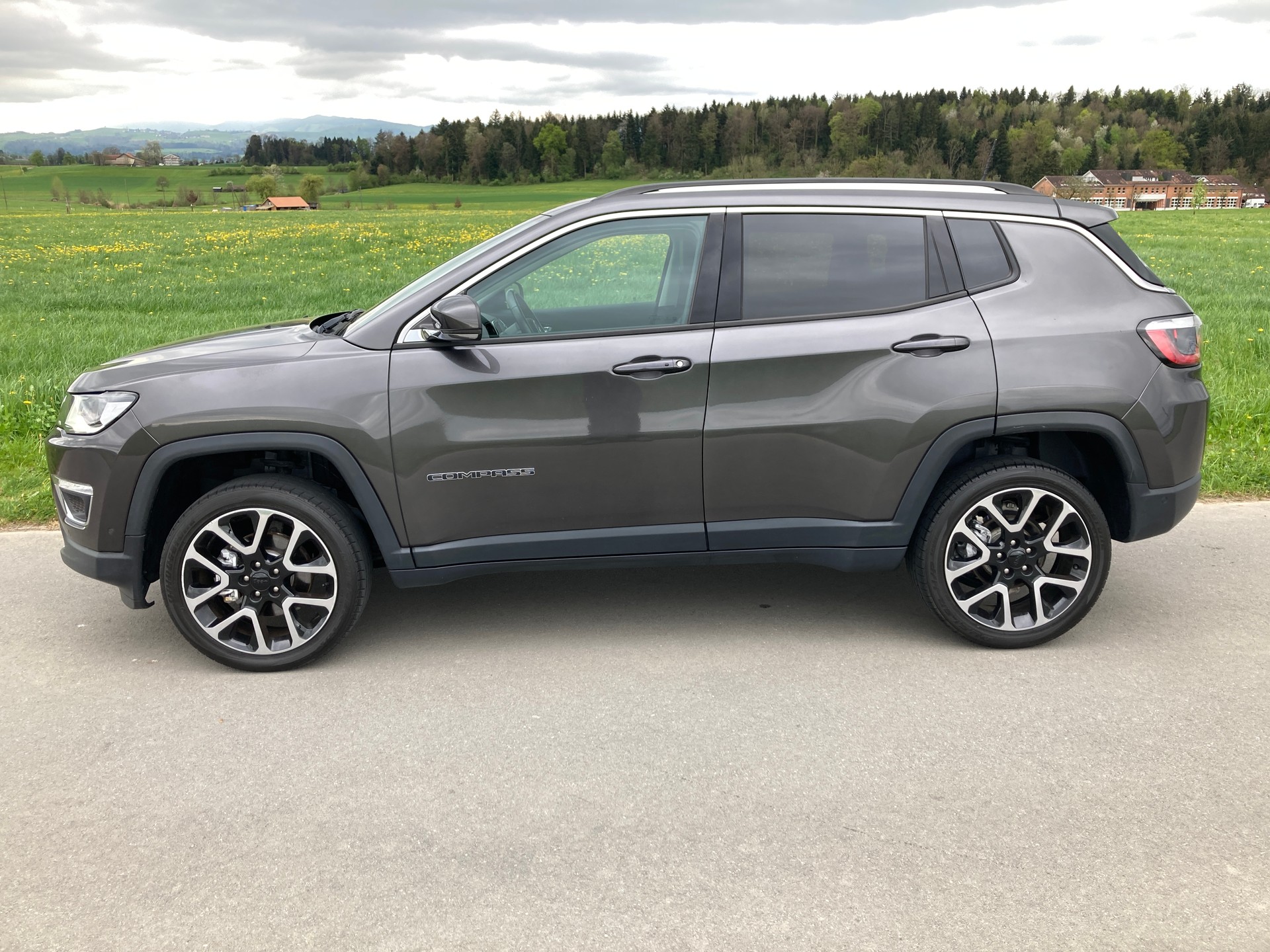 JEEP Compass 1.4 Turbo Limited AWD 9ATX-image-4