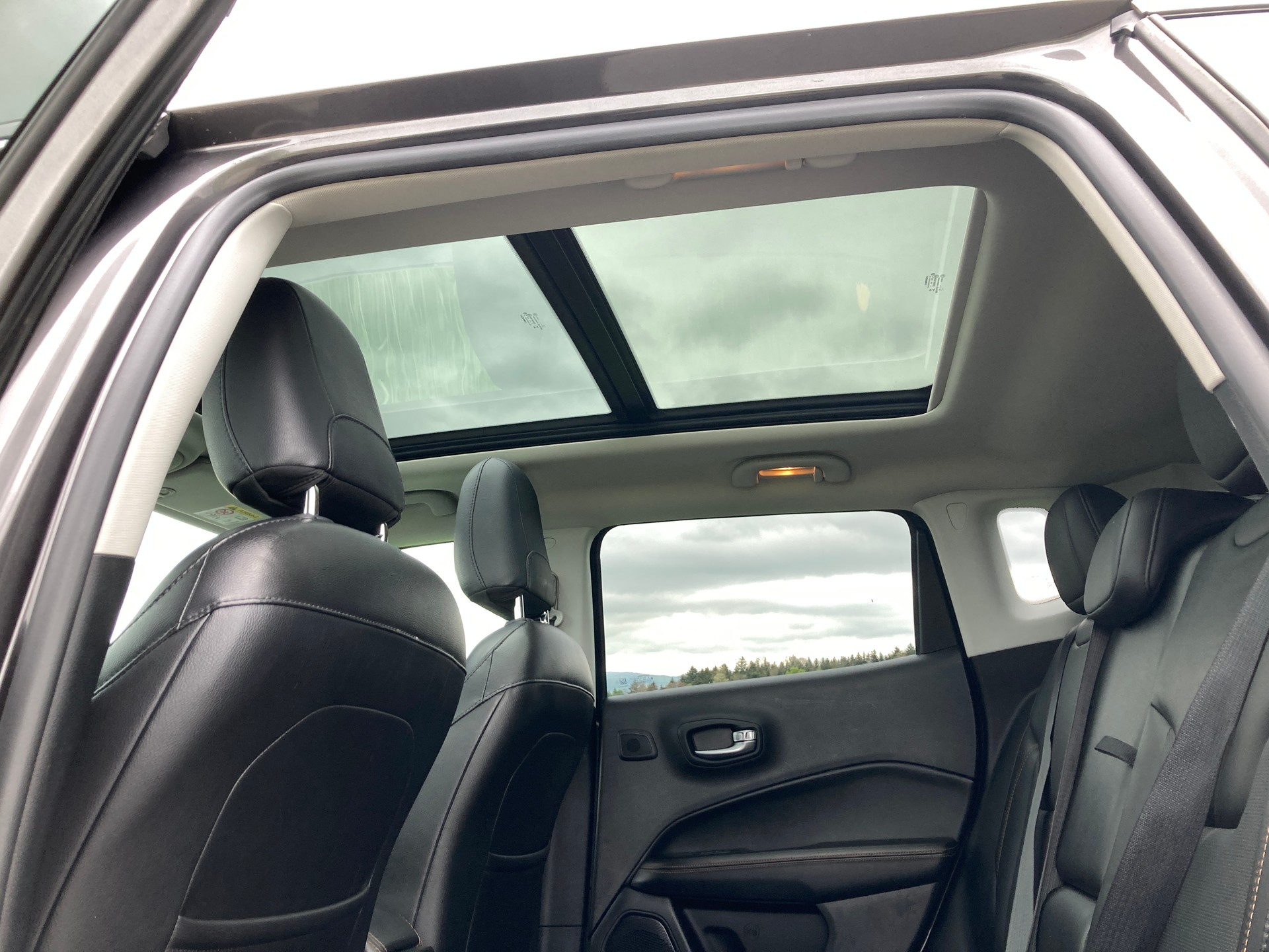JEEP Compass 1.4 Turbo Limited AWD 9ATX-image-9