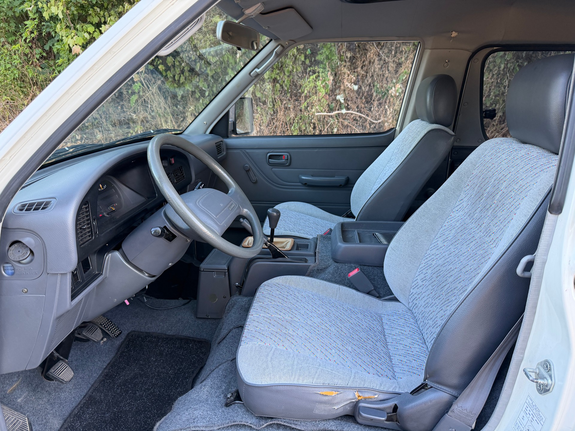 TOYOTA YR 22 LG-MDSEW Wagon-image-18