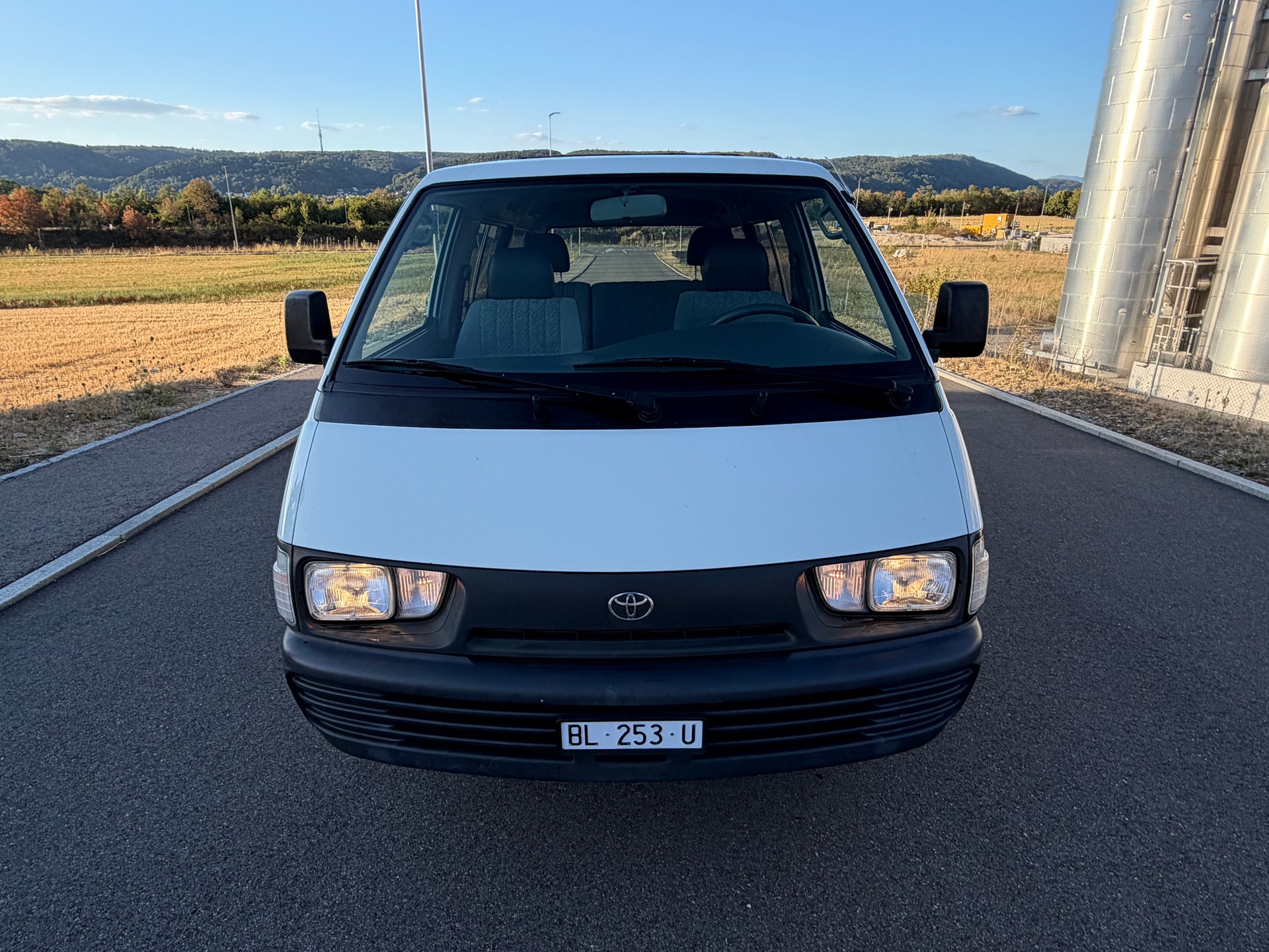 TOYOTA YR 22 LG-MDSEW Wagon-image-13