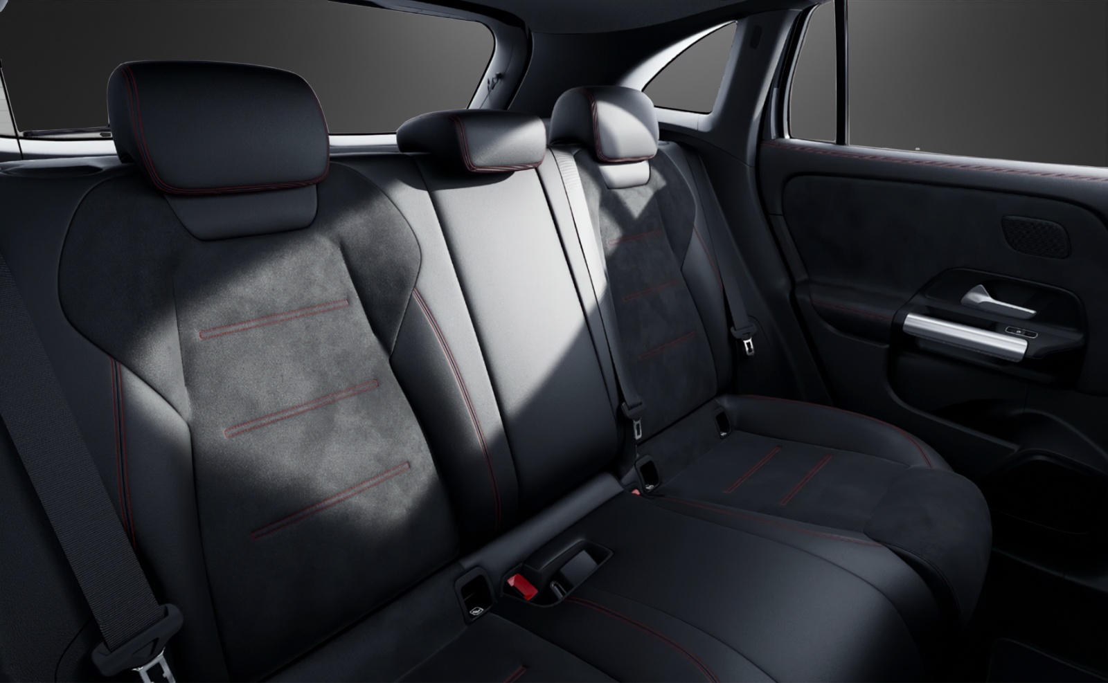 MERCEDES-BENZ GLA 220d 4Matic 8G-DCT-image-8
